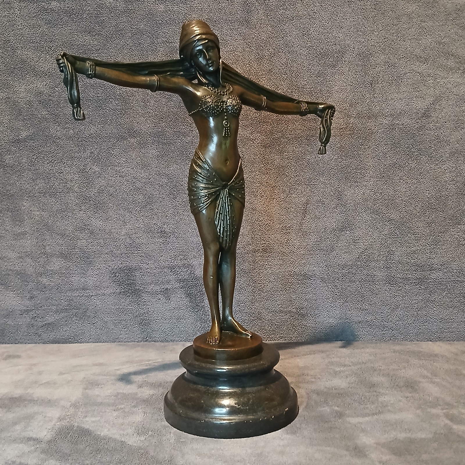 Bronze Art Deco/Nouveau Dancer Sculpture by Chiparus w/ Marble Base ~ BEAUTIFUL Bronze Art Deco/Nouveau Dancer Sculpture by Chiparus w/ Marble Base ~ BEAUTIFUL