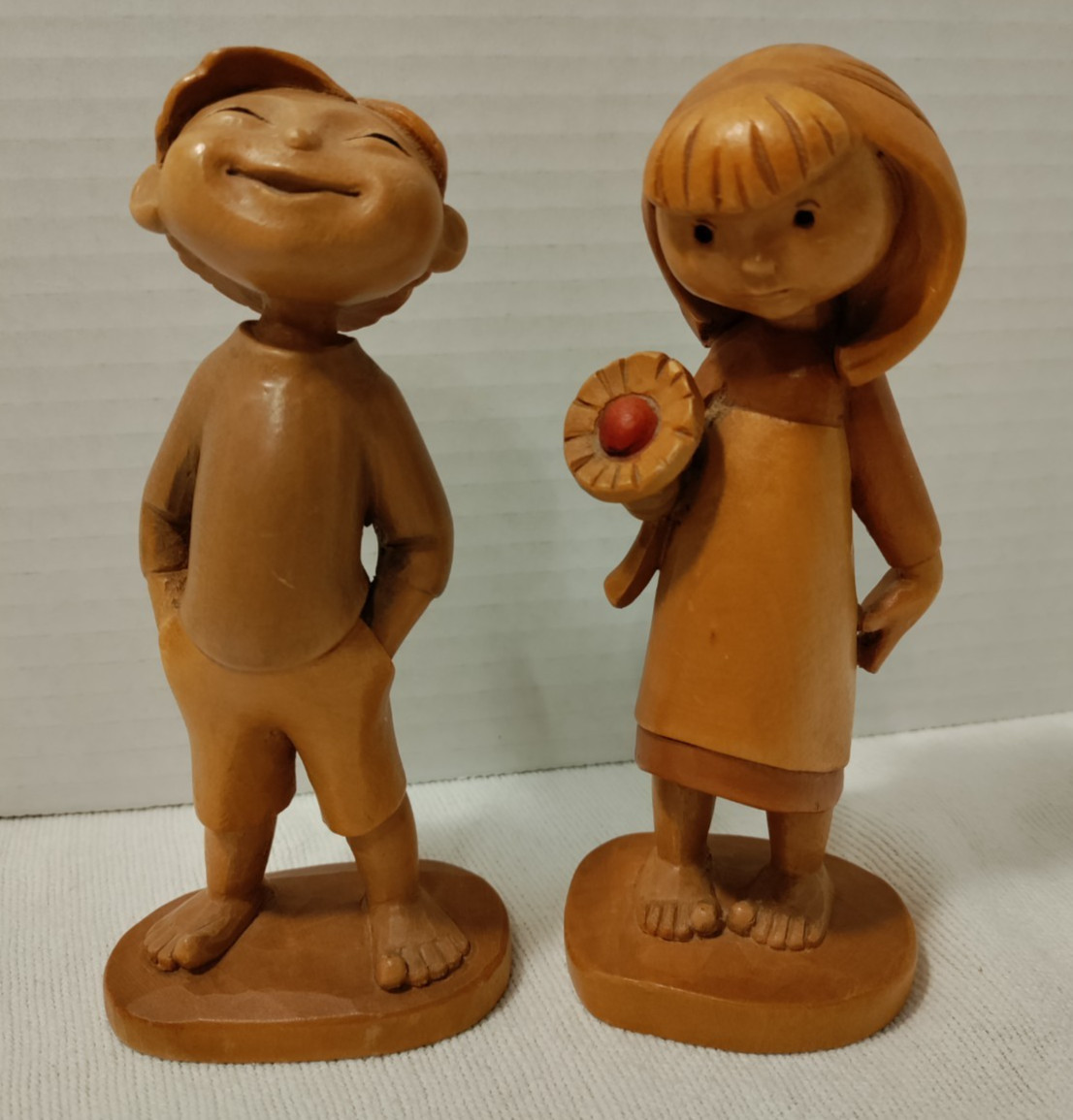 Vtg Pair Of 2 ANRI Boy/Girl Happy Children Wood Carved 6\ Vtg Pair Of 2 ANRI Boy/Girl Happy Children Wood Carved 6\