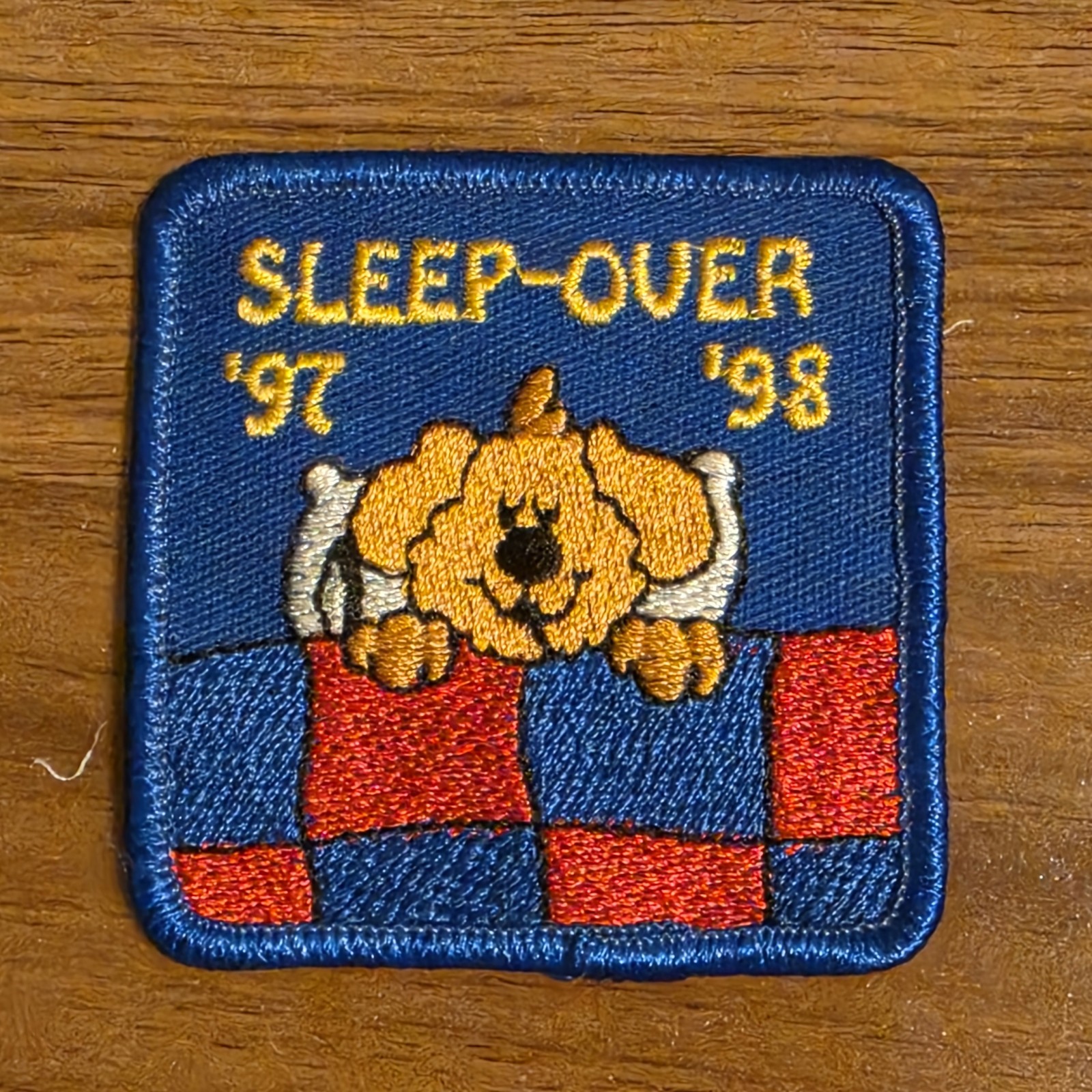 Vintage Girl Scouts GSA Sleep Over 97 98 Badge Dog Puppy Fun Patch 1997 90s USED Vintage Girl Scouts GSA Sleep Over 97 98 Badge Dog Puppy Fun Patch 1997 90s USED