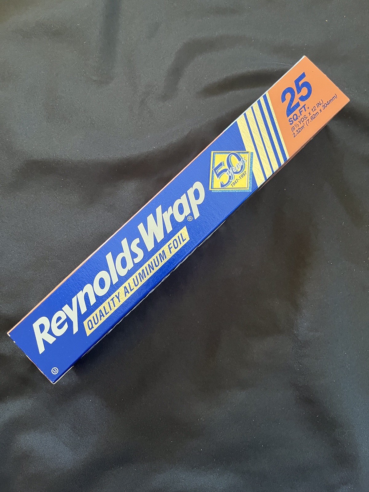 Vtg 1947 1997 Reynolds Wrap 50 Years Aluminum Foil 25ft NIB 90s Prop 50th Anniv. Vtg 1947 1997 Reynolds Wrap 50 Years Aluminum Foil 25ft NIB 90s Prop 50th Anniv.