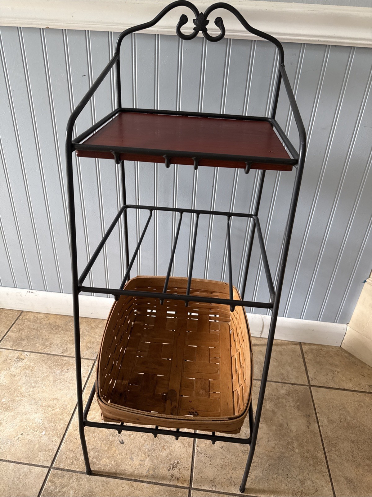 LONGABERGER Wrought Iron 3 Tier Basket Bin Rack Stand with 1 Basket LONGABERGER Wrought Iron 3 Tier Basket Bin Rack Stand with 1 Basket