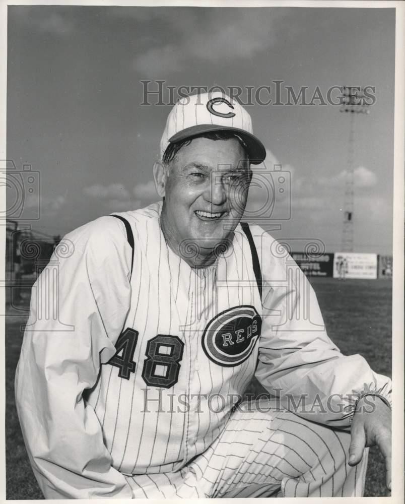 1964 Press Photo Rollie Hemsley of the Cincinnati Reds - lrs08771 1964 Press Photo Rollie Hemsley of the Cincinnati Reds - lrs08771