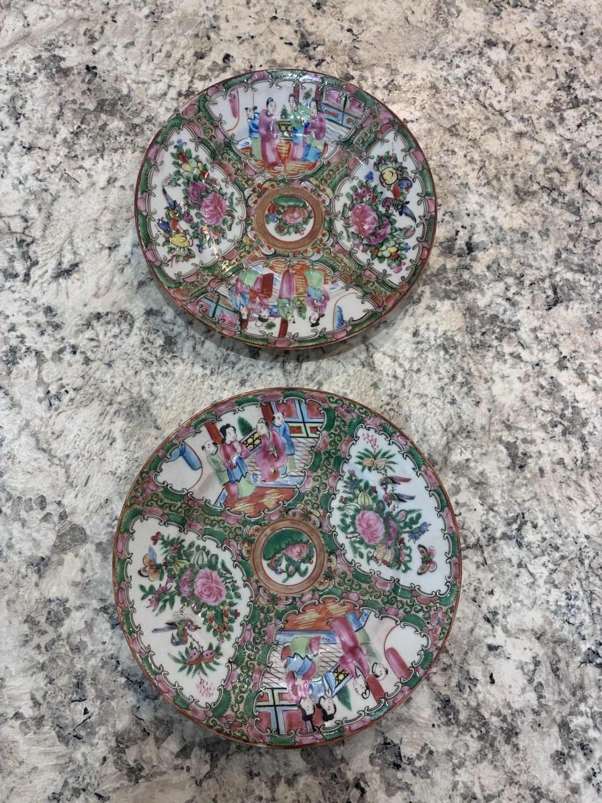 2 - VTG Mid-Century Chinese Rose Medallion Porcelain Plates 7.5” 2 - VTG Mid-Century Chinese Rose Medallion Porcelain Plates 7.5”