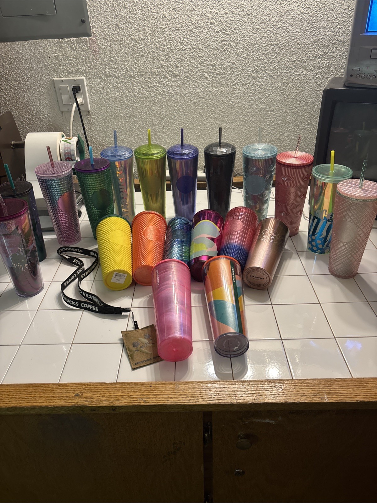 Lot Of 20 Various Starbucks Tumblers 5 with Straw Missing And Lanyard Lot Of 20 Various Starbucks Tumblers 5 with Straw Missing And Lanyard