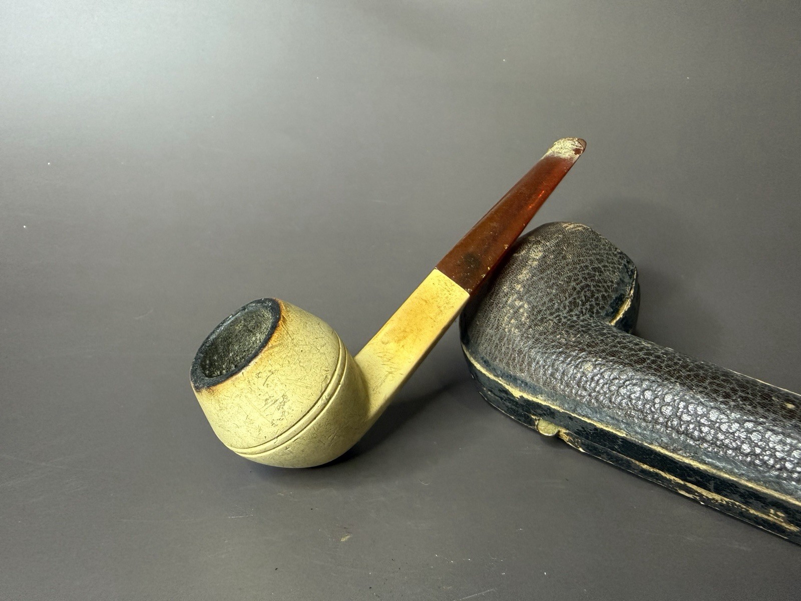 KBB Antique Meerschaum Estate Pipe (stem chipped)