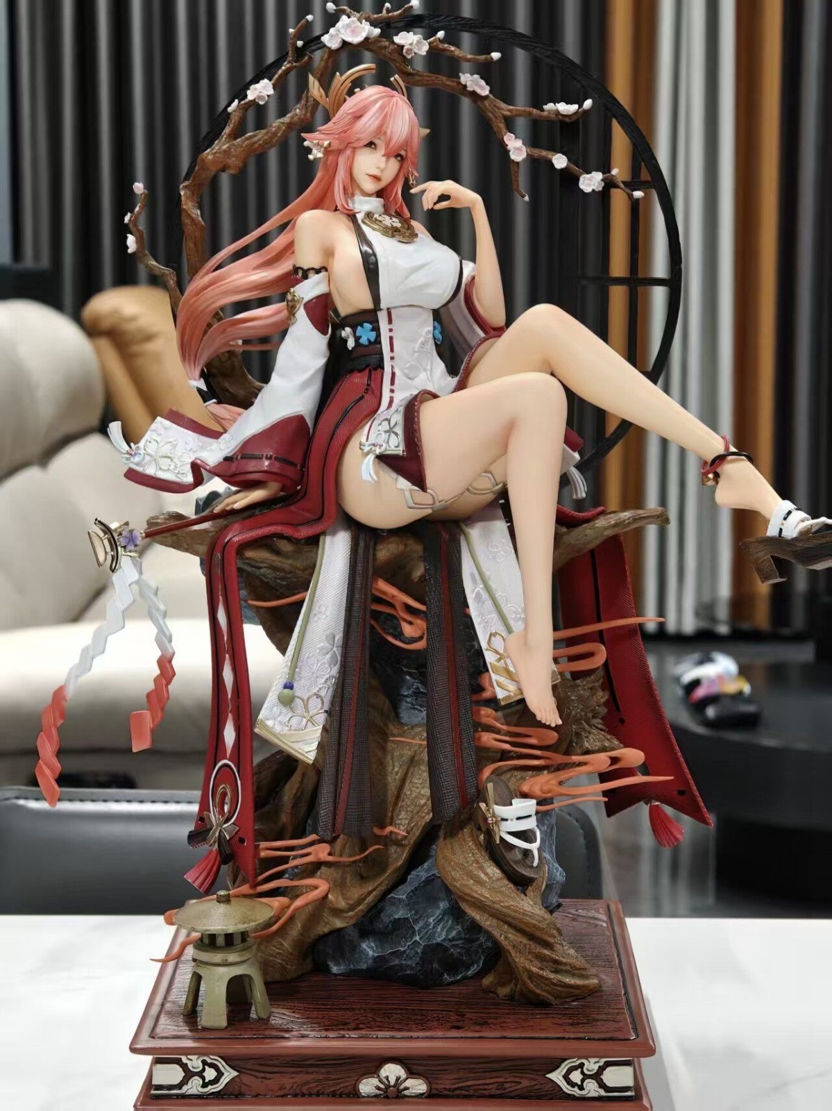RO Studio Genshin Impact Yae Miko 1/4 Scale Resin Statue IN STOCK