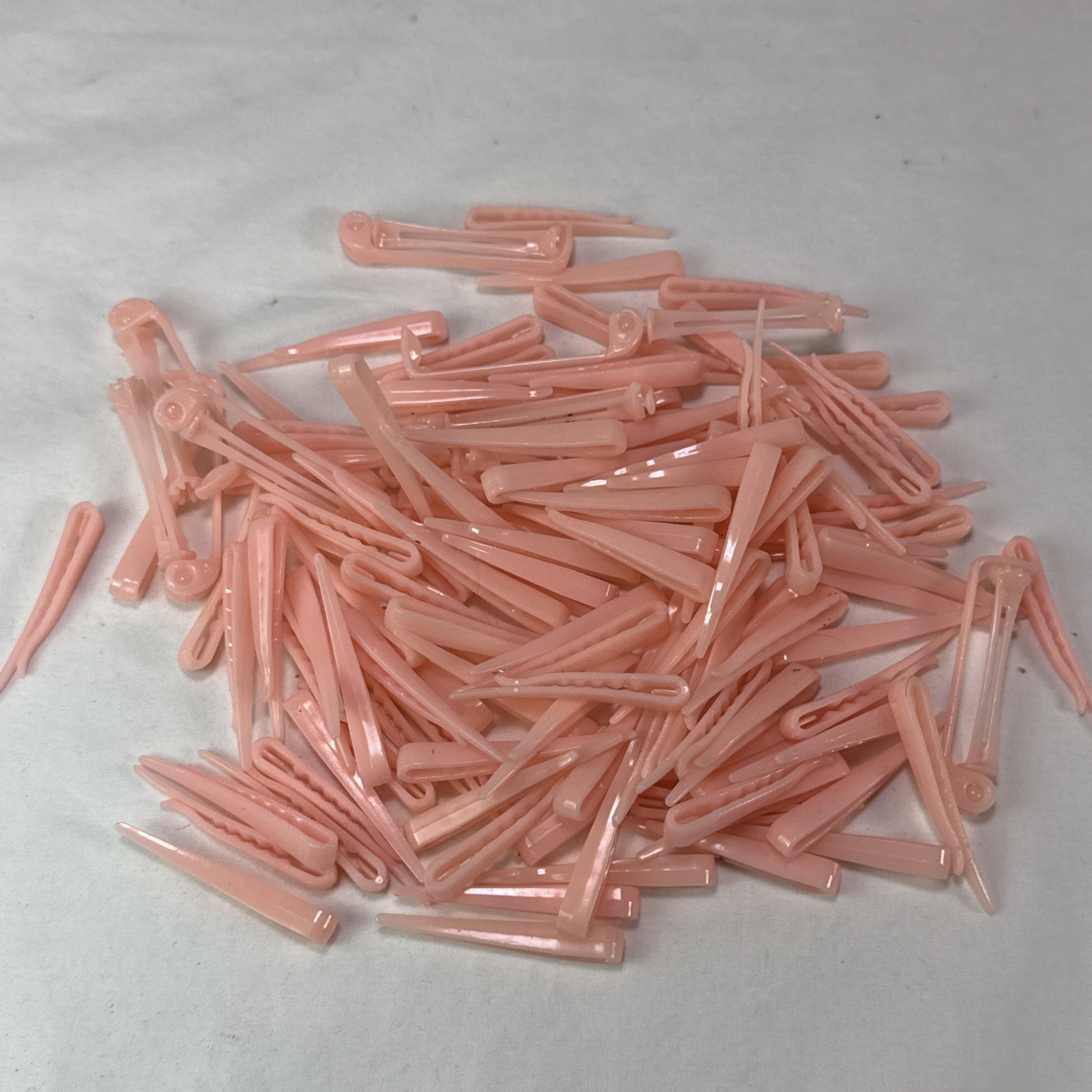 Vintage Toni Clip Arm Perm Wave Curlers Rollers Rods Hair 1950's Hair Clips Etc. Vintage Toni Clip Arm Perm Wave Curlers Rollers Rods Hair 1950's Hair Clips Etc.