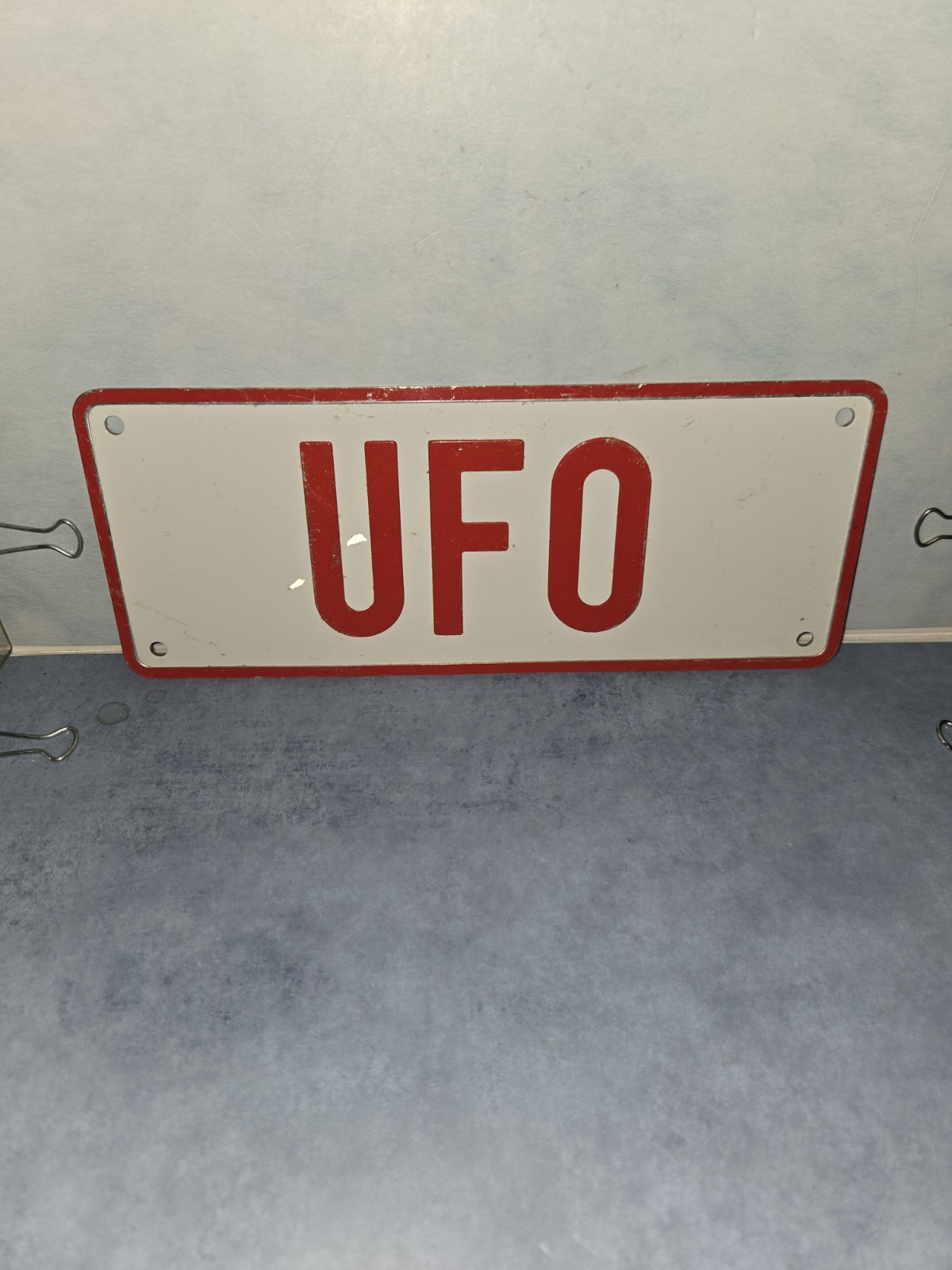 Vtg. 1970s UFO License Plate (LOC-99)