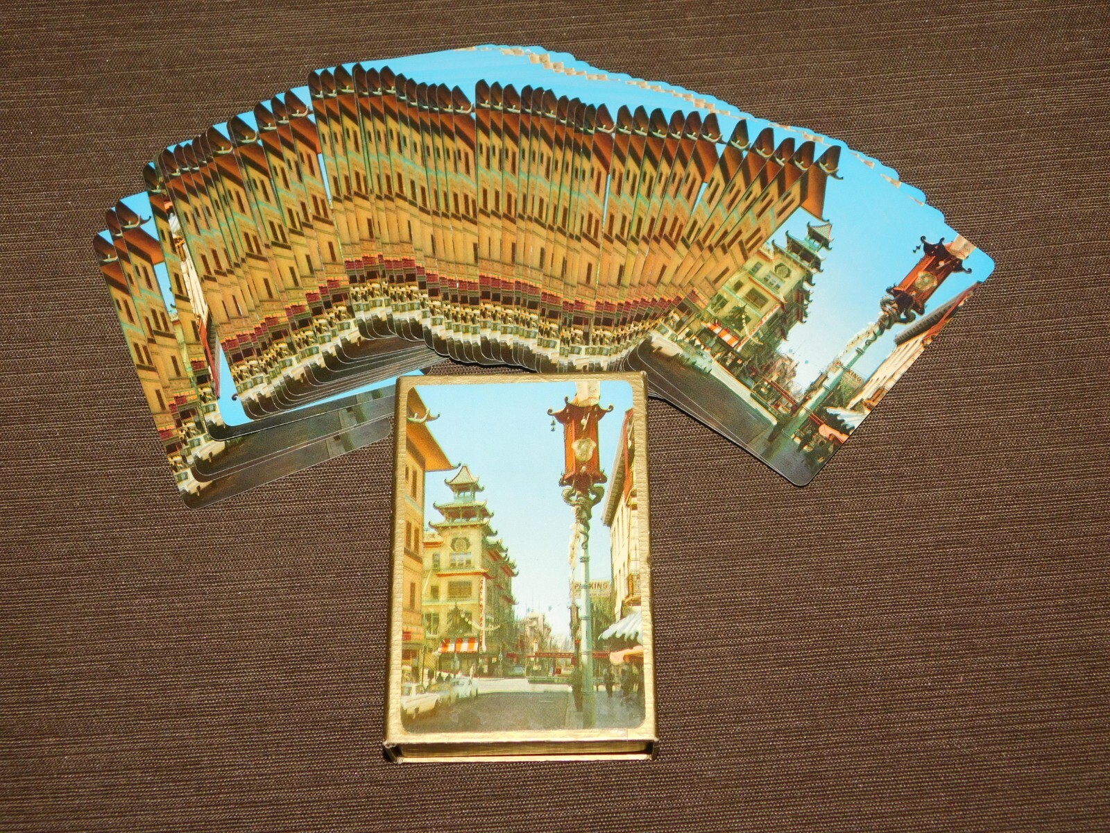 VINTAGE  1 DECK OF PLAYING CARDS SOUVENIR OF CALIFORNIA