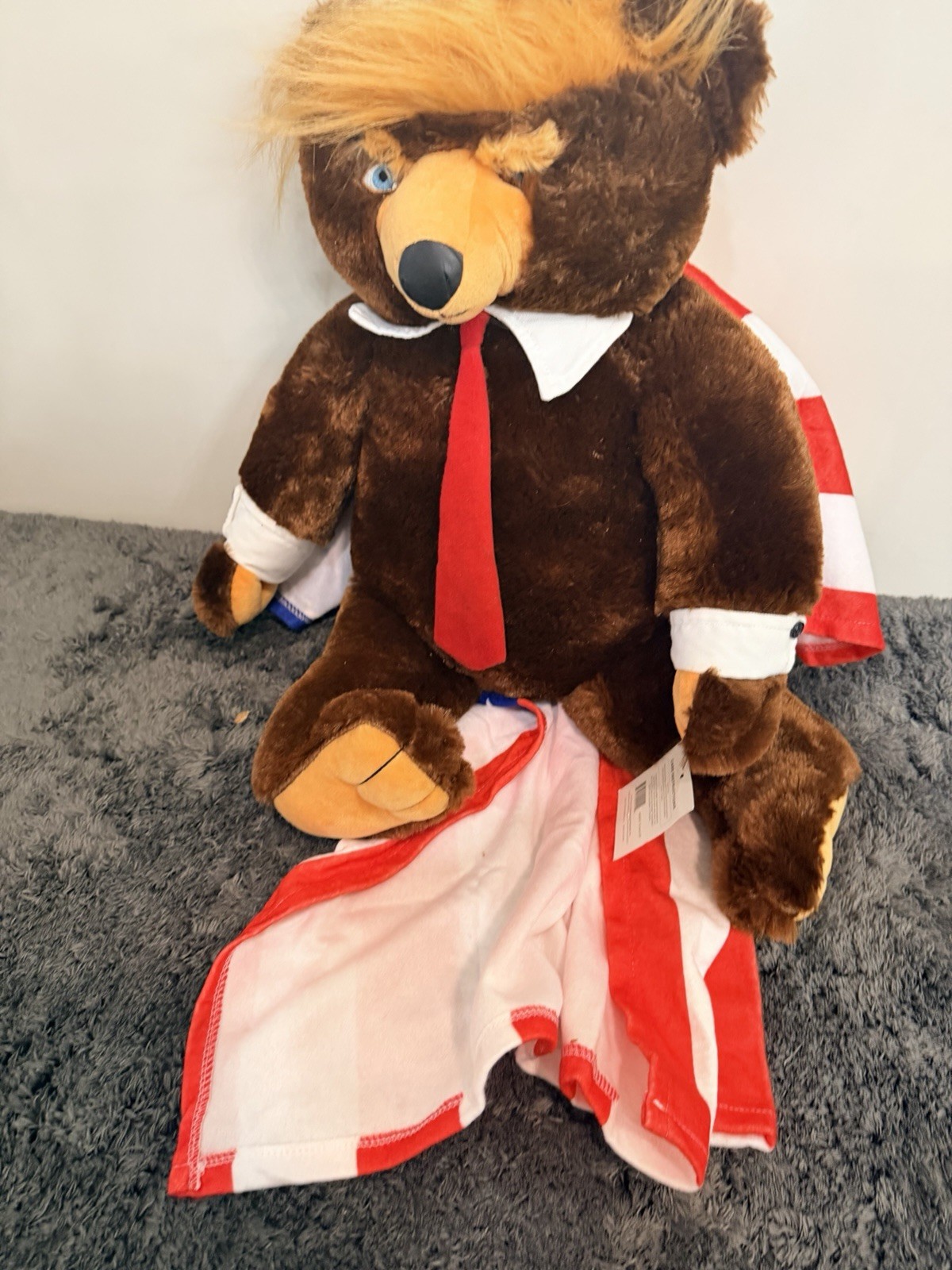Trumpy Bear Deluxe Original 22” Plush w/ American Flag Cape New With Tags