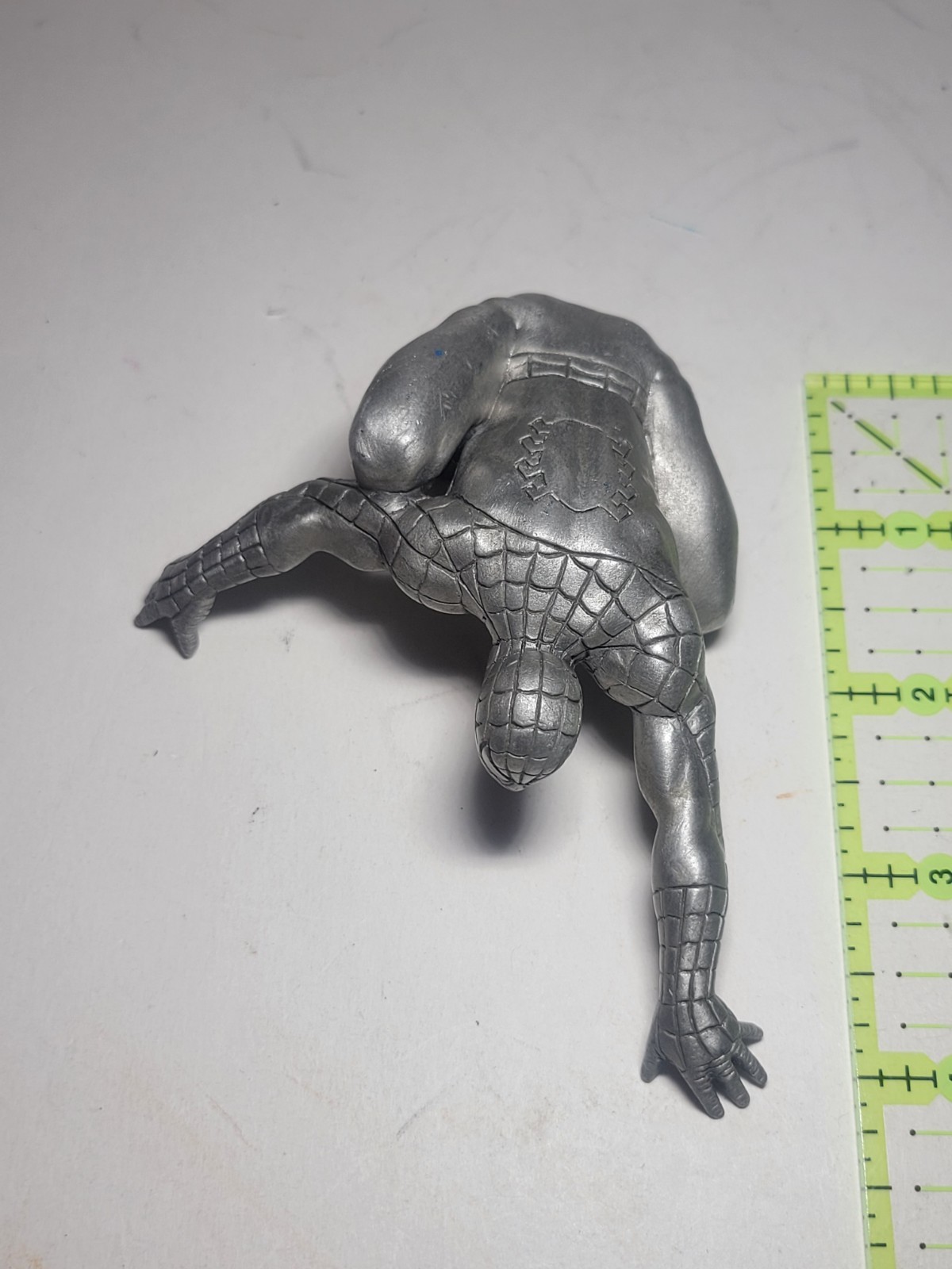 Vtg 1996 Marvel Spiderman Pewter Paperweight