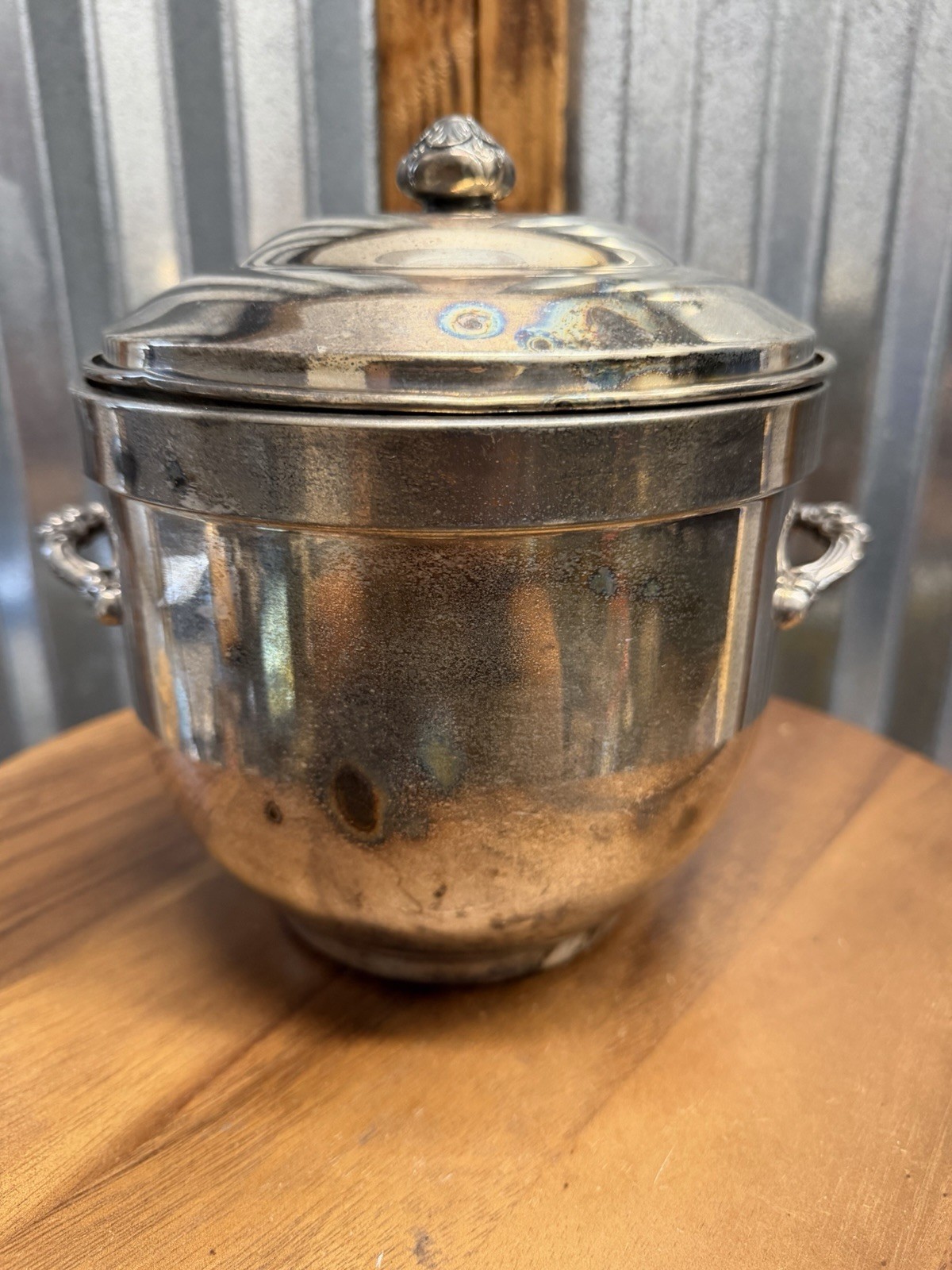 Vintage MCM Pilgrim Silverplate Ice Bucket w Glass Liner Barware Covered Lid Vintage MCM Pilgrim Silverplate Ice Bucket w Glass Liner Barware Covered Lid