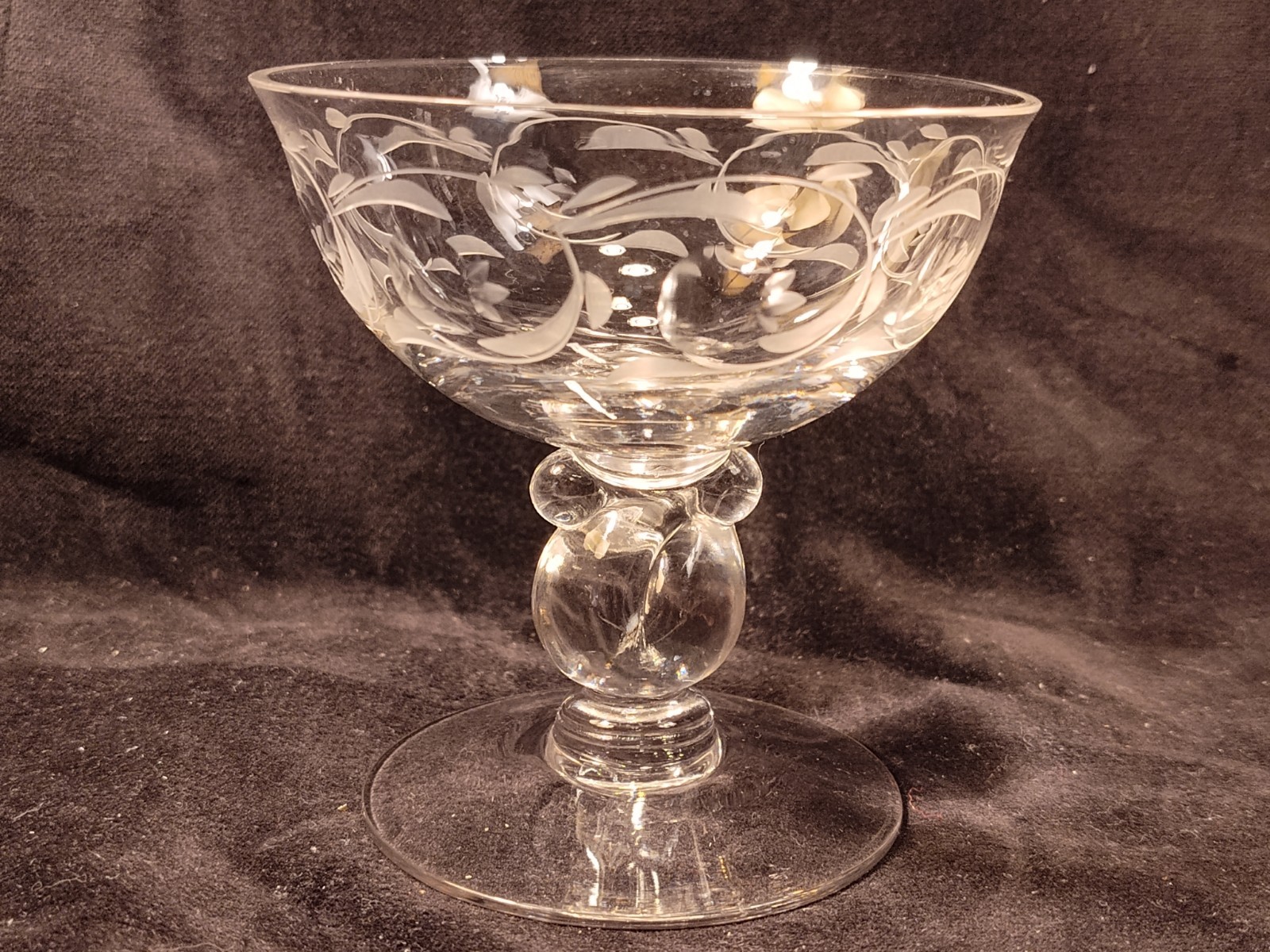 Vintage Heisey Champagne Glass 1942-1956 Vintage Heisey Champagne Glass 1942-1956