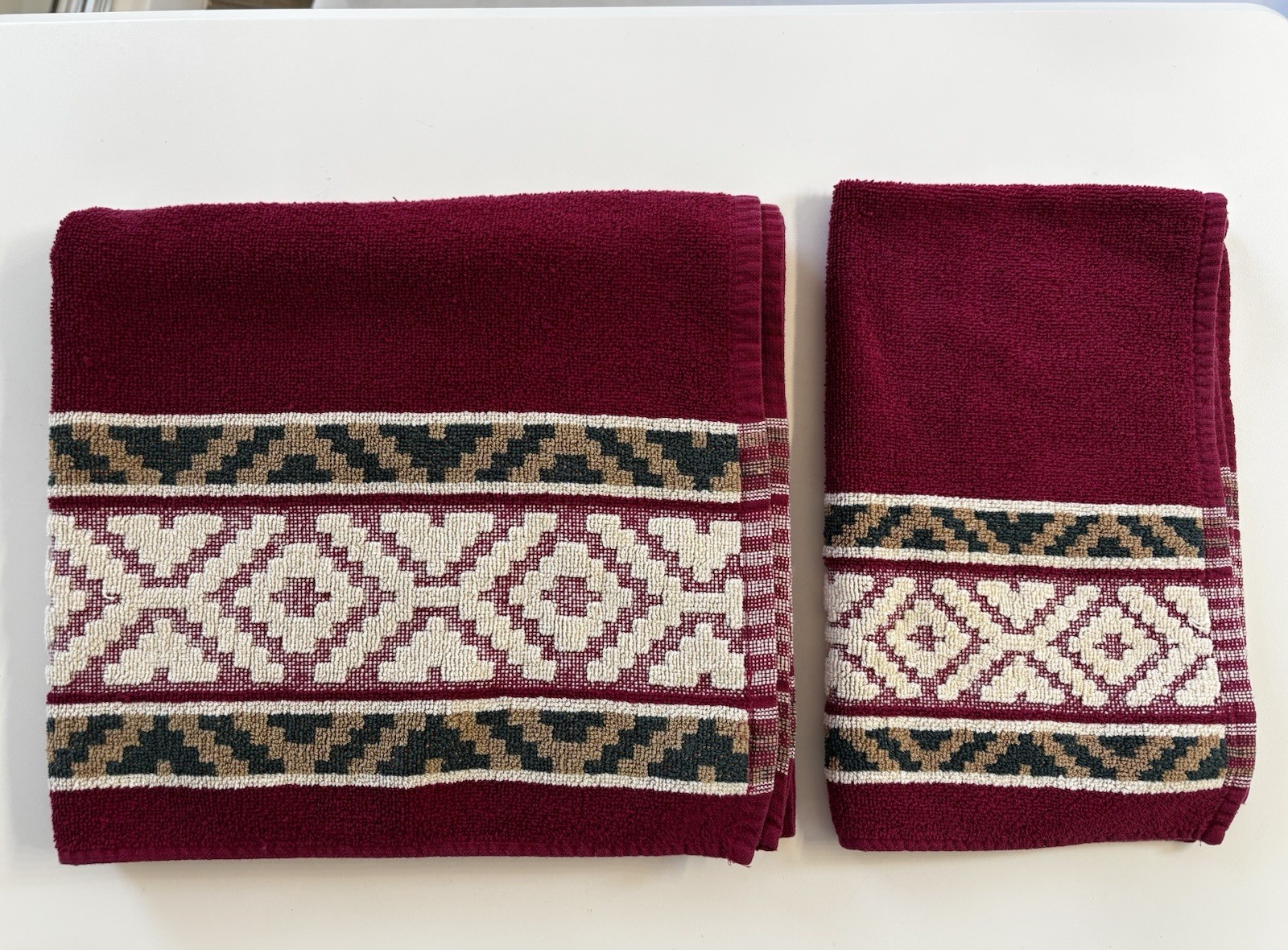 Vintage J’aime Towel Set Made In Brazil 100% Cotton Burgundy Geometric 2pc