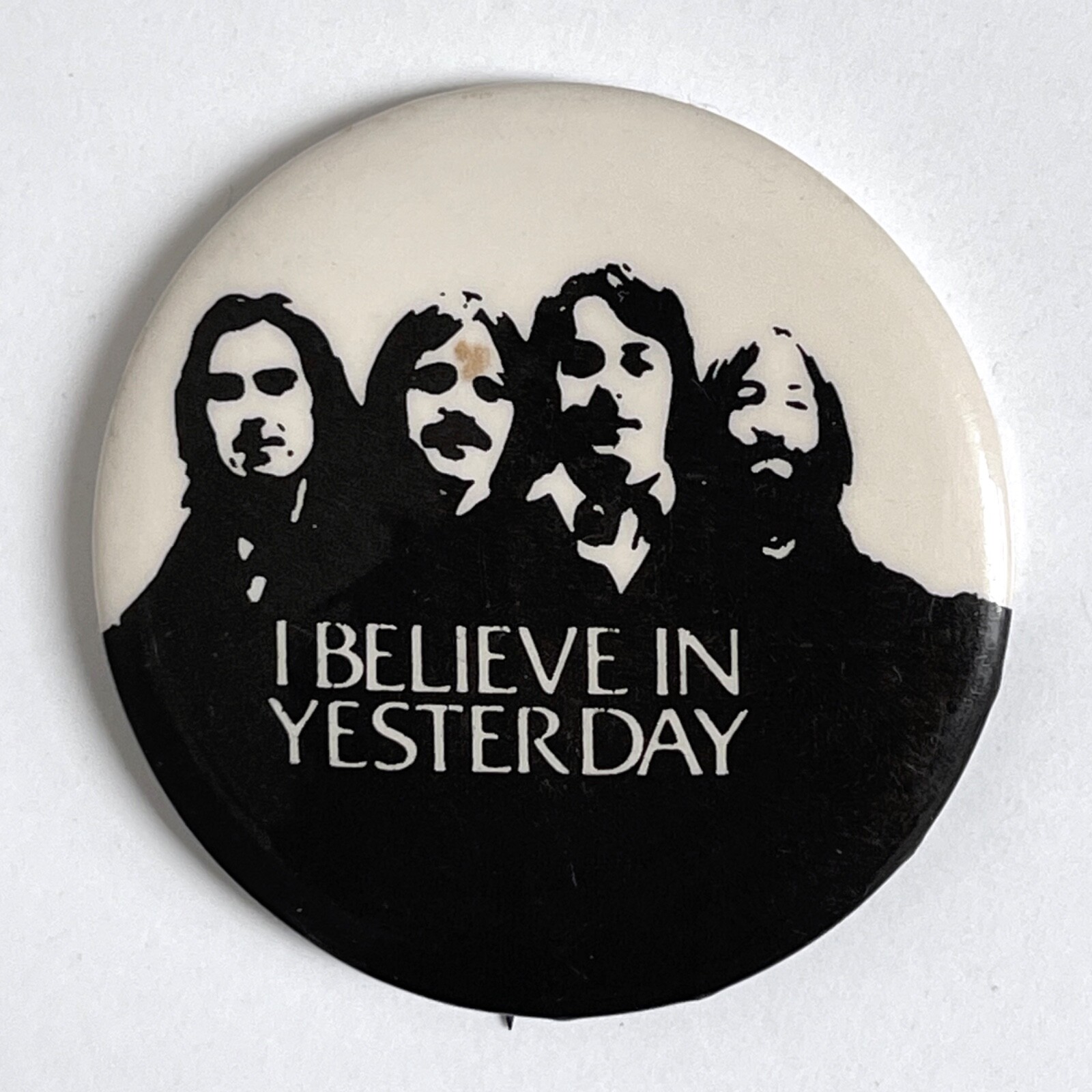 Vintage 1970s THE BEATLES pin I Believe In Yesterday badge 1.75\