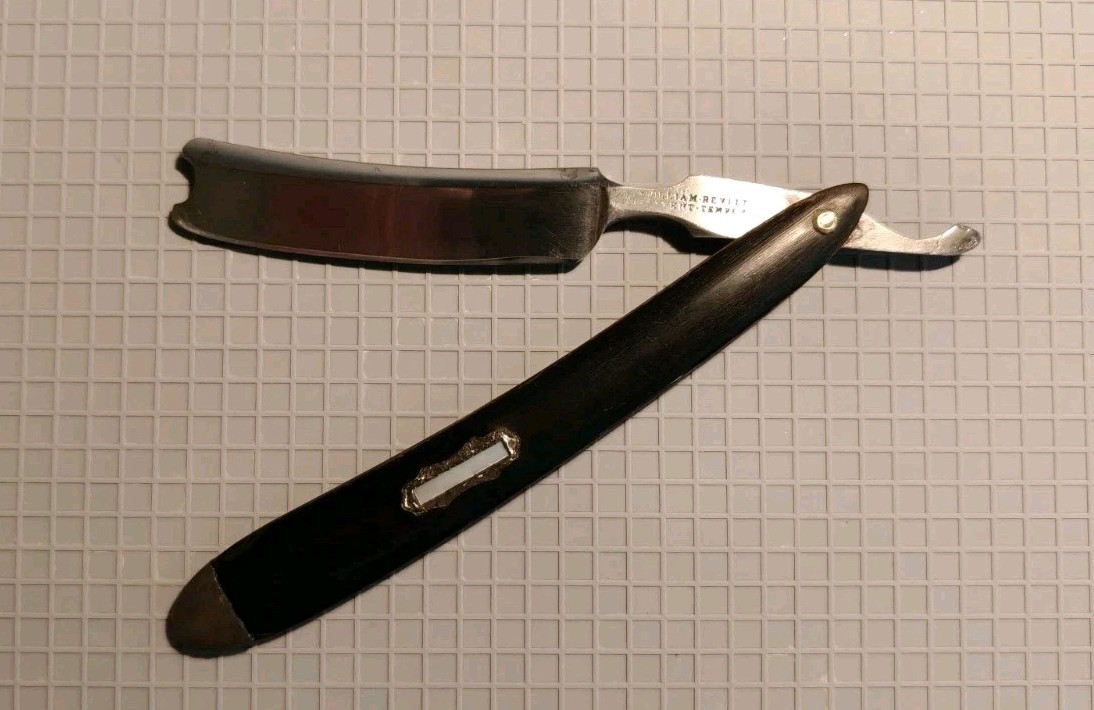 11/16 William Revitt w/ Silver + MOP Inlay Vintage Straight Razor *SHAVE READY*