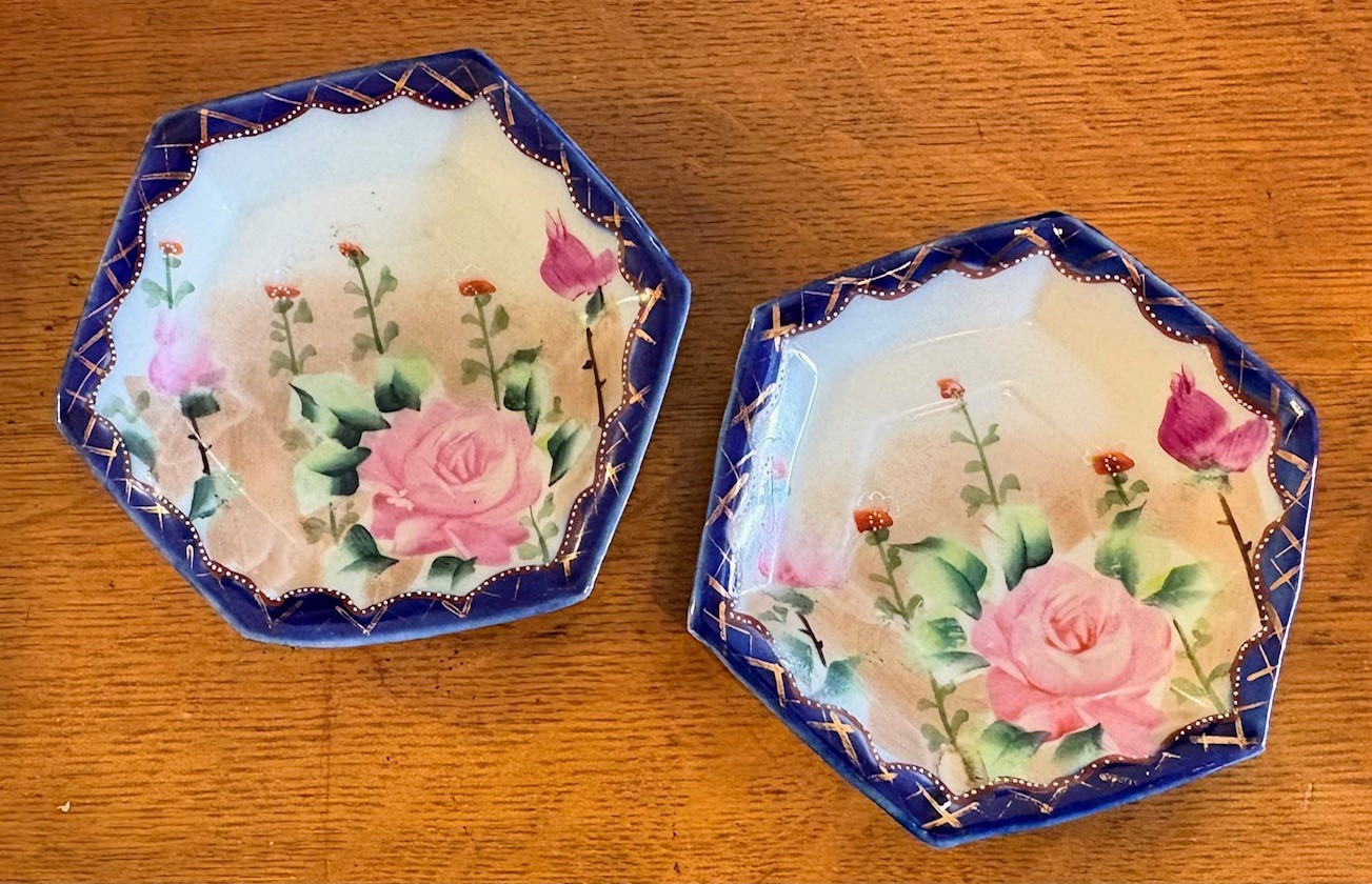 2 Nippon Tohina E-OH Hand Painted China Pink Blue Gold Hexagonal Plates/Saucers