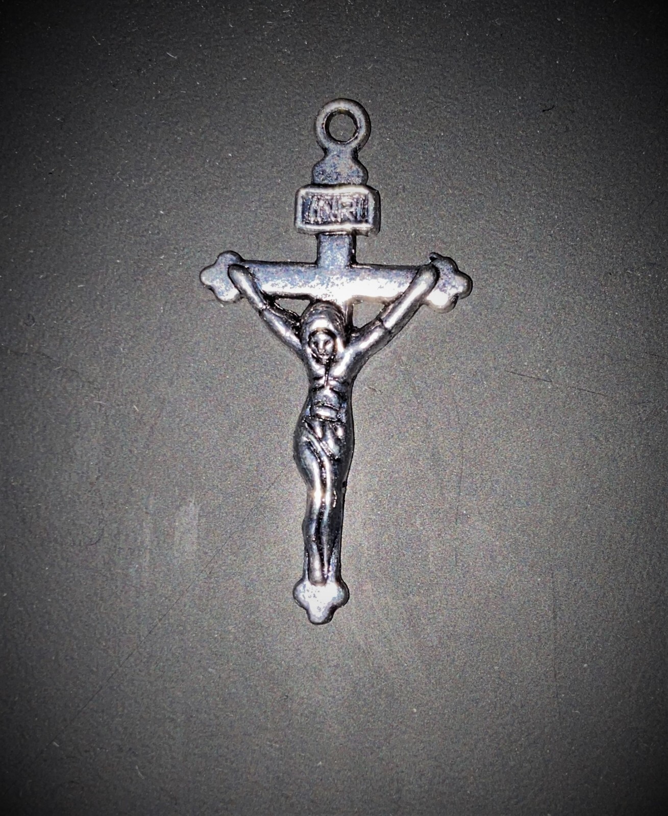 Silvertone Crucifix, 1 1/2\