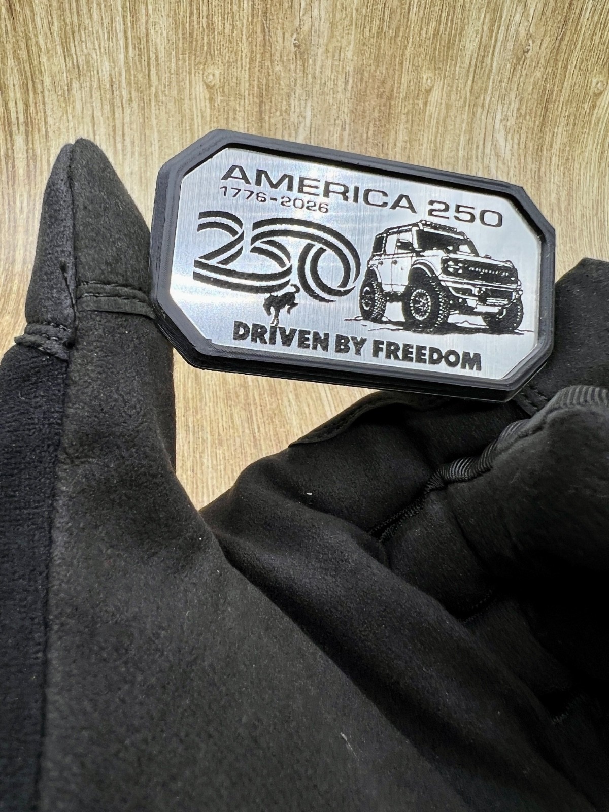 250 Years of America - Trail Badge For Ford Bronco 250 Years of America - Trail Badge For Ford Bronco