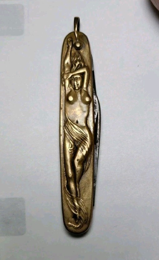 ANTIQUE ART NOUVEAU FIGURAL NUDE BRASS POCKET KNIFE W/ STEEL BLADES