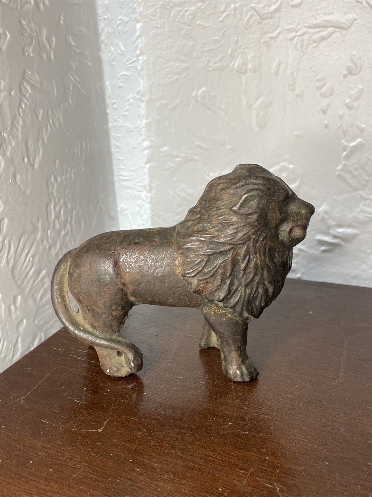 Authentic 1910’s A C Williams Cast Iron “Standing Lion” Still Bank Coin Antique Authentic 1910’s A C Williams Cast Iron “Standing Lion” Still Bank Coin Antique