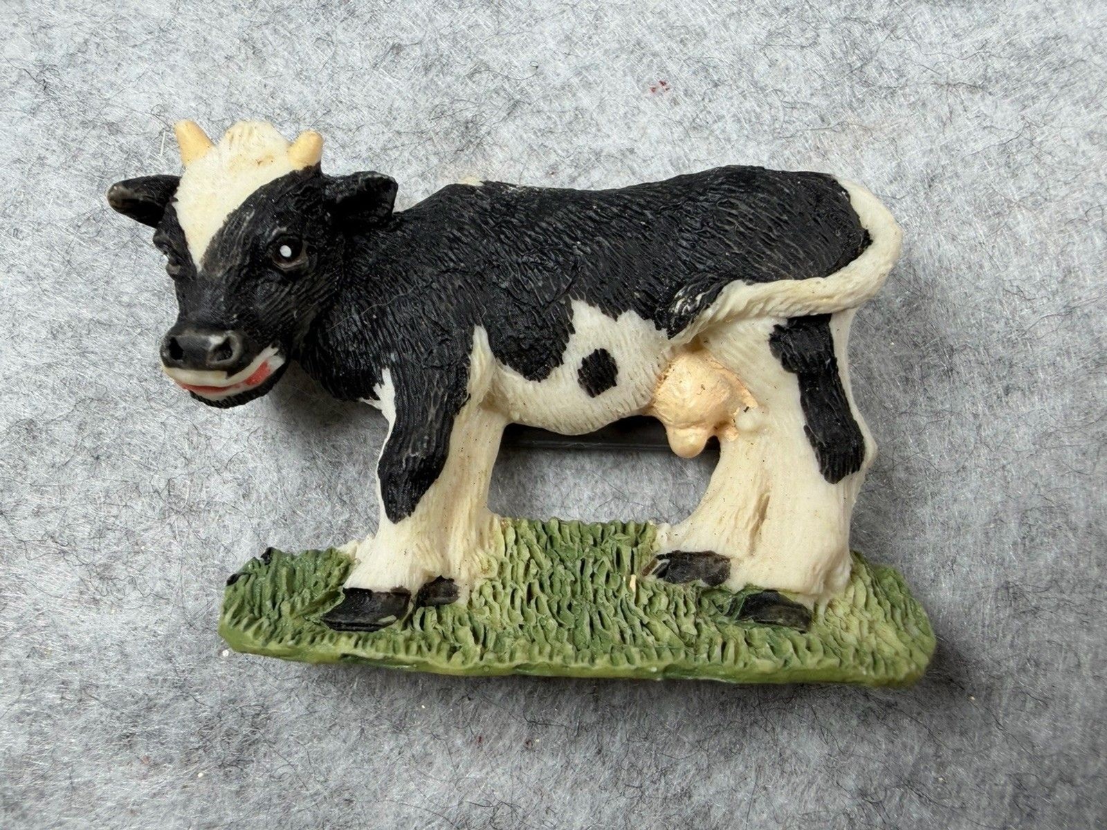 Vintage Artmark Holstein Bull Cow Refrigerator Magnet Farmhouse Kitchen Decor Vintage Artmark Holstein Bull Cow Refrigerator Magnet Farmhouse Kitchen Decor