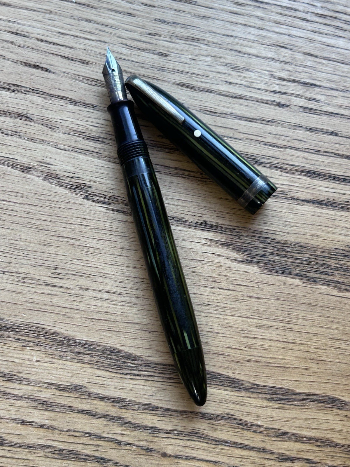 Sheaffer Lifetime Balance 1000 Green Striated Striped FP Military Clip Vac Fill