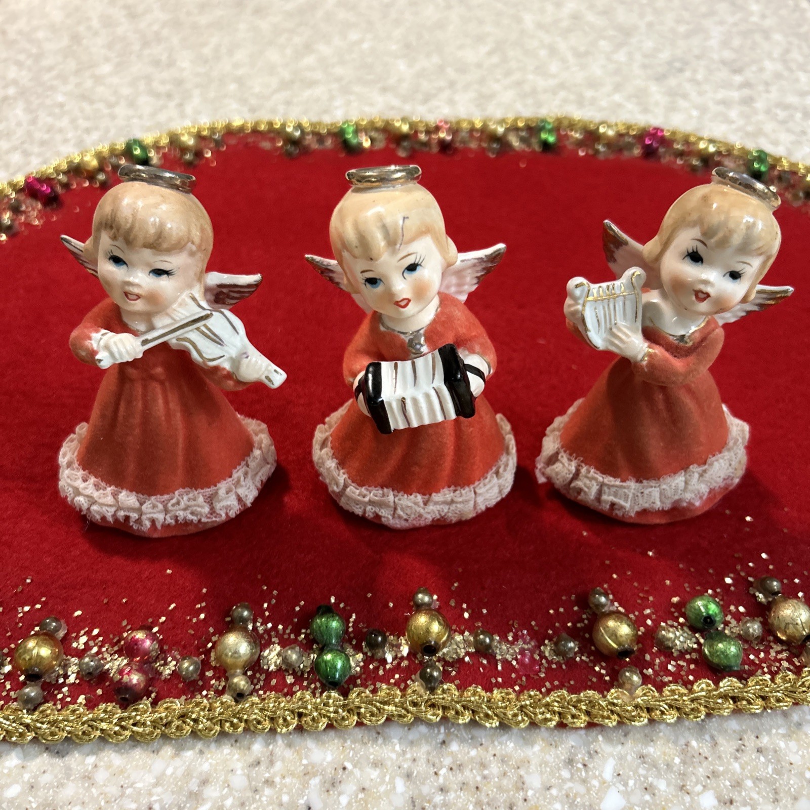 3 vintage 1950s NOEL CHRISTMAS ANGELS Musicians Ceramic Japan 4 1/2” 3 vintage 1950s NOEL CHRISTMAS ANGELS Musicians Ceramic Japan 4 1/2”