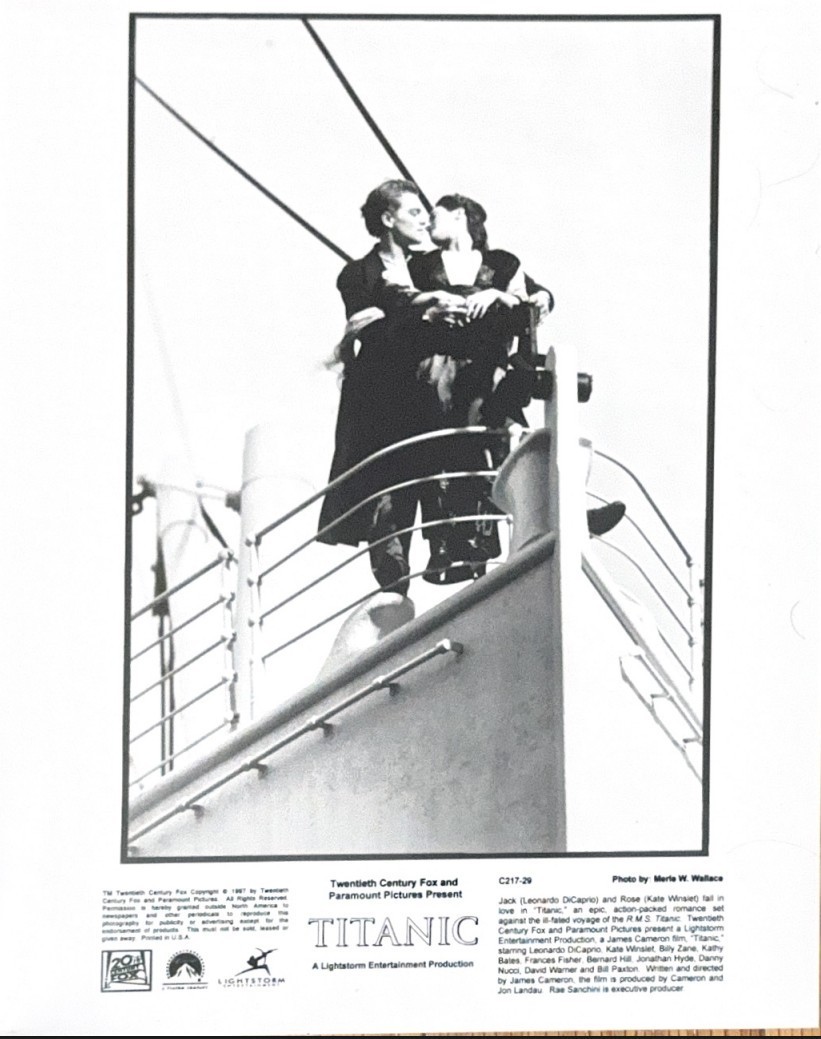 Titanic 1997 Vintage Press Photo Leonardo DiCaprio Kate Winslet 20th Century Fox Titanic 1997 Vintage Press Photo Leonardo DiCaprio Kate Winslet 20th Century Fox