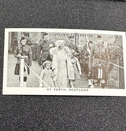 1937 Wills\'s Cigarettes Our King And Queen #46 NM 1937 Wills\'s Cigarettes Our King And Queen #46 NM