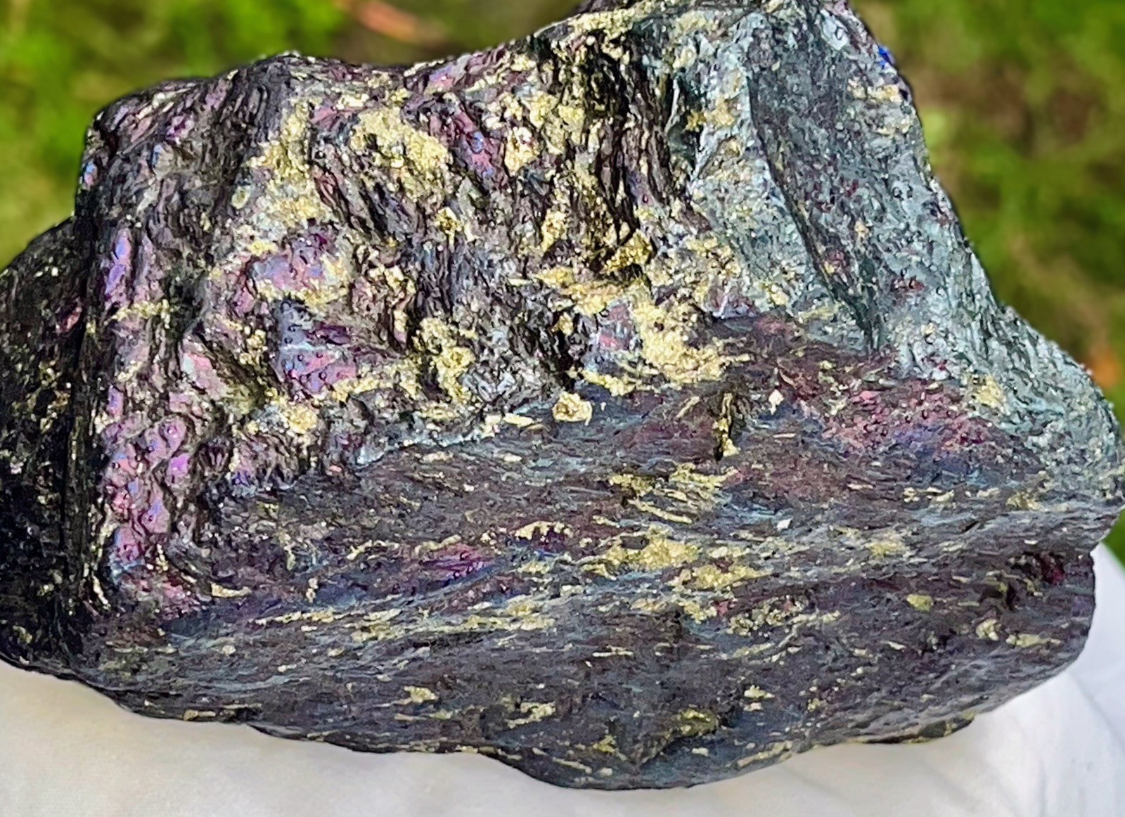 Rare Covellite Mineral Rock Specimen Rough 1234g free standing 