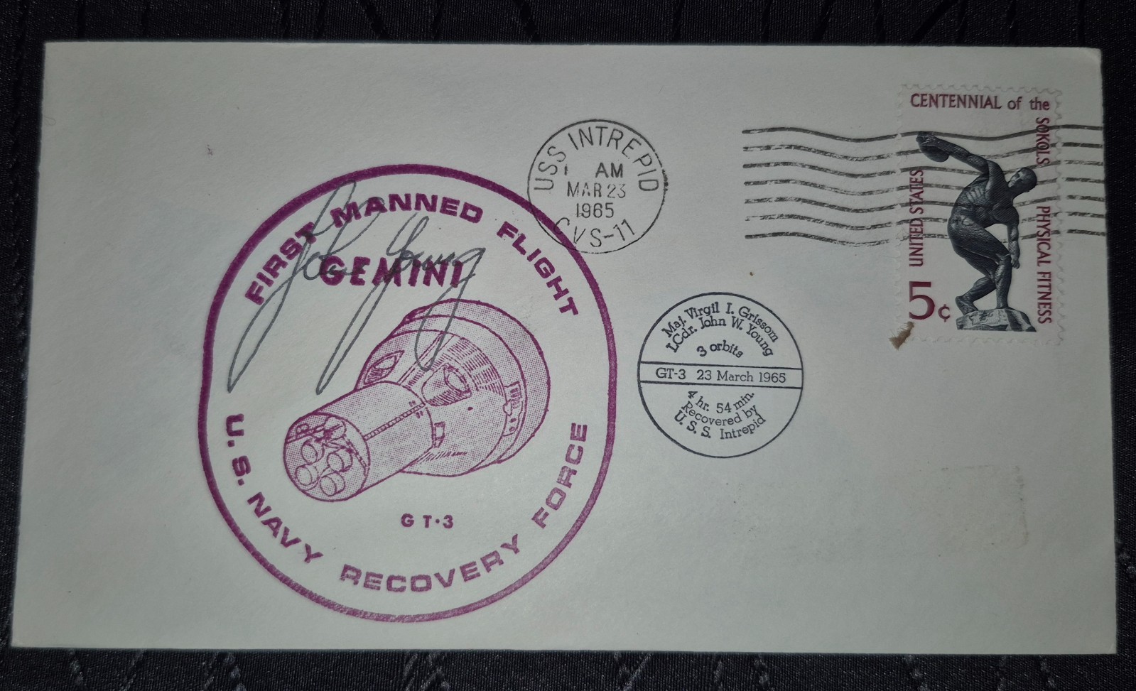 GEMINI 3 RECOVERY COVER USS INTREPID MAR 23 1965 SIGNED JOHN YOUNG ASTRONAUT