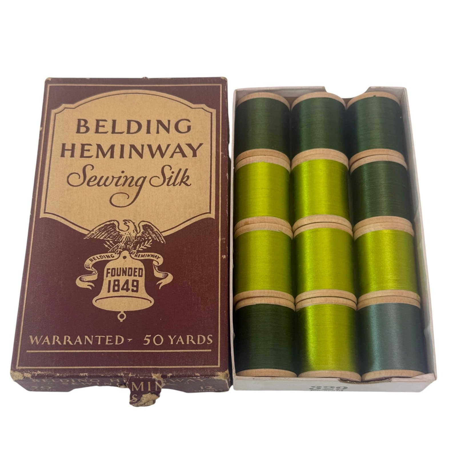 BELDING HEMINWAY Vintage Sewing Silk Thread Collection 12 Spools Green w/ Box BELDING HEMINWAY Vintage Sewing Silk Thread Collection 12 Spools Green w/ Box