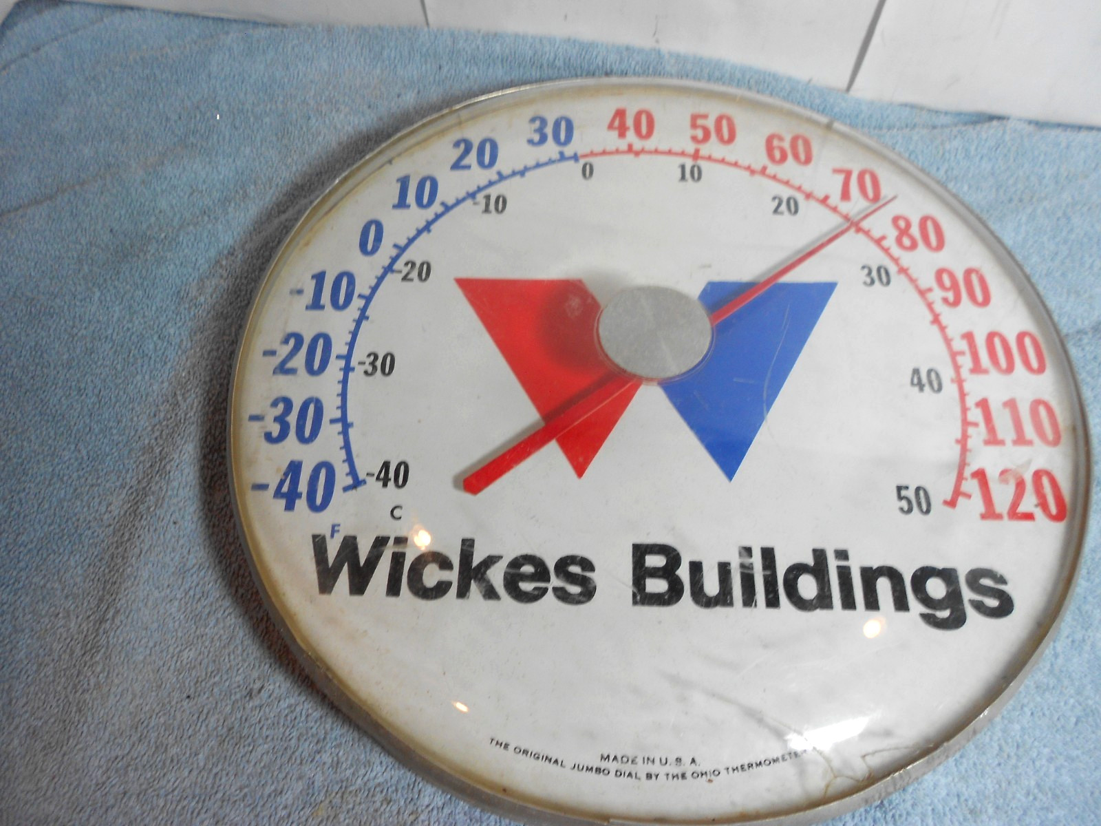 VINTAGE 12 in WICKES BUILDINGS THERMOMETER  ADV. SIGN ALUMINIUM & PLASTIC  -X207