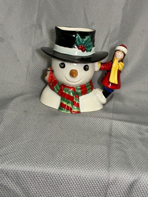 Royal Doulton Character Jug – SnowmanD7241 Limited Edition – No. 46