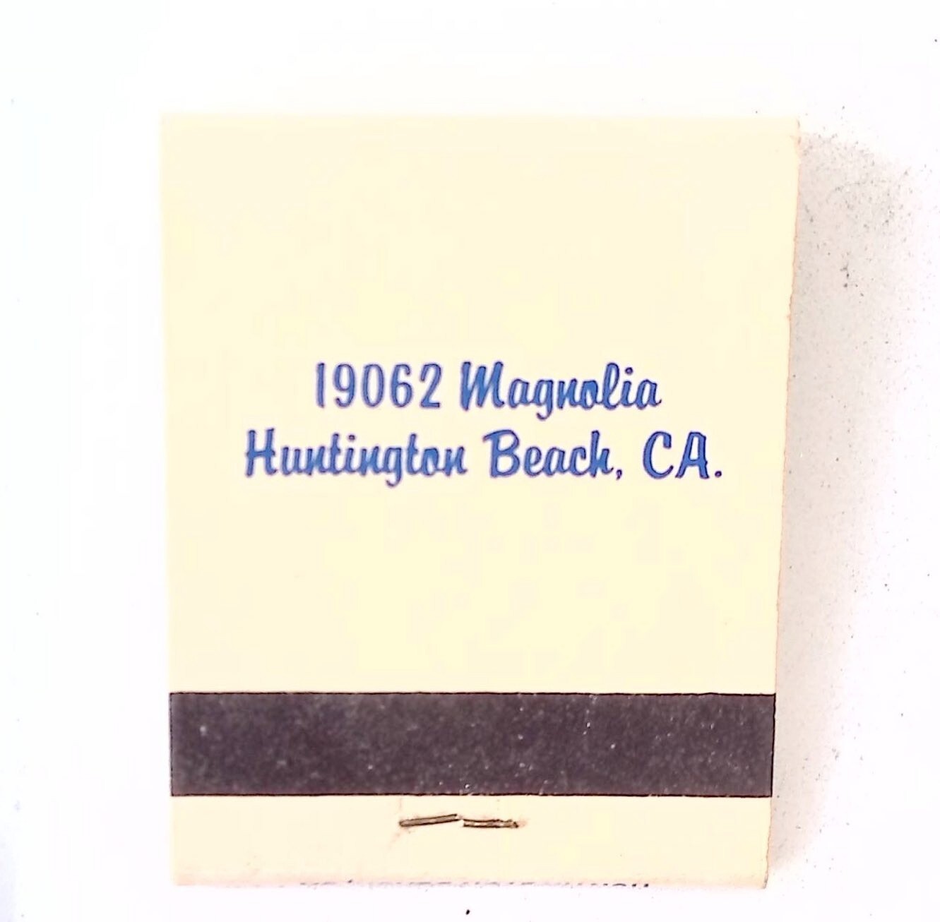 Vintage Margie\'s Country Kitchen matchbook - Huntington Beach, CA collectible
