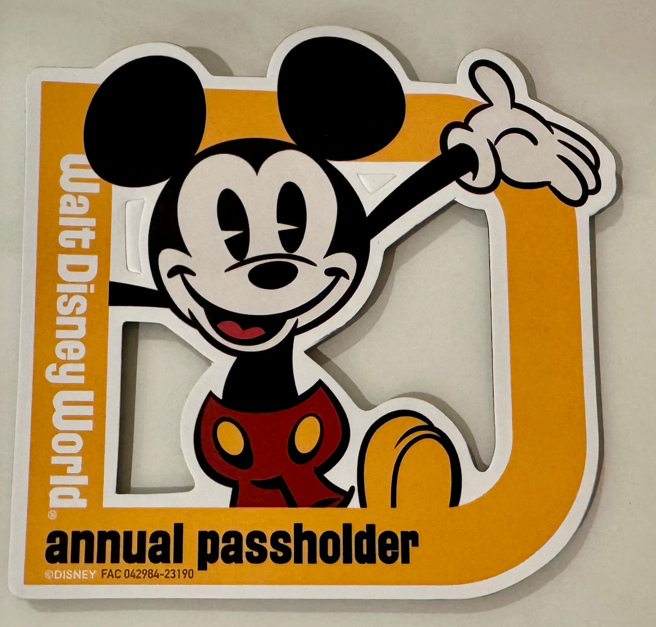 Walt Disney World Annual Passholder Car Magnet Mickey Gold D FAC 042984-23190 Walt Disney World Annual Passholder Car Magnet Mickey Gold D FAC 042984-23190