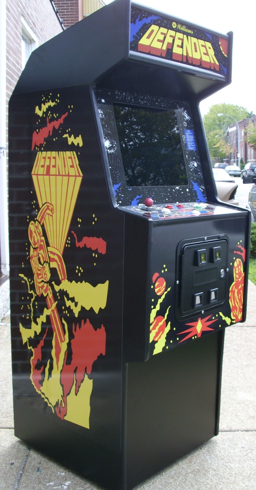 DEFENDER ARCADE WITH ALL NEW PARTS - BRAND NEW - SHARP- FREE CURBSIDE DELIVERY