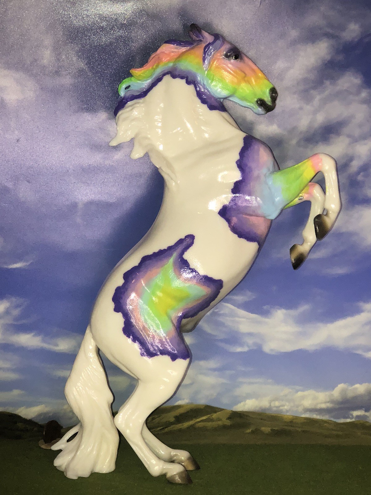 OOAK Breyer cm Custom Horse Rearing*Adonis/Pluto* Glossy Rainbow Decorator *WoW* OOAK Breyer cm Custom Horse Rearing*Adonis/Pluto* Glossy Rainbow Decorator *WoW*