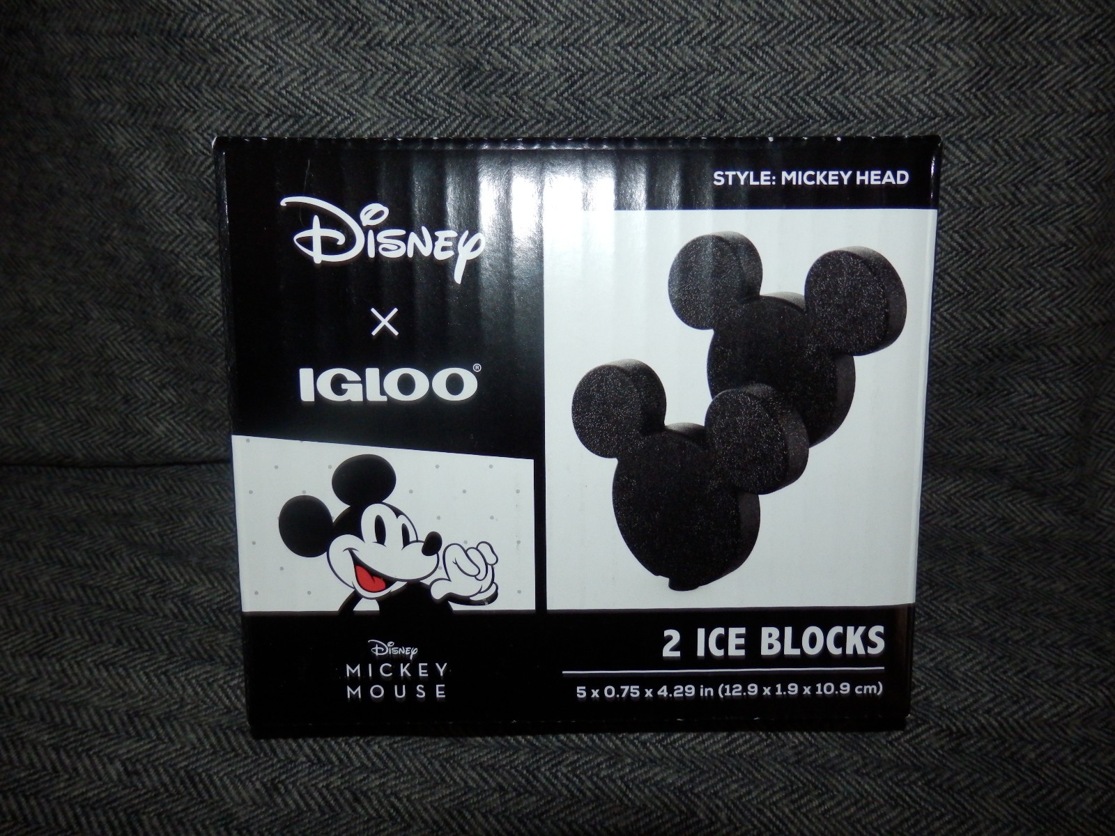 DISNEY IGLOO MICKEY ICE BLOCKS NEW IN BOX DISNEY IGLOO MICKEY ICE BLOCKS NEW IN BOX