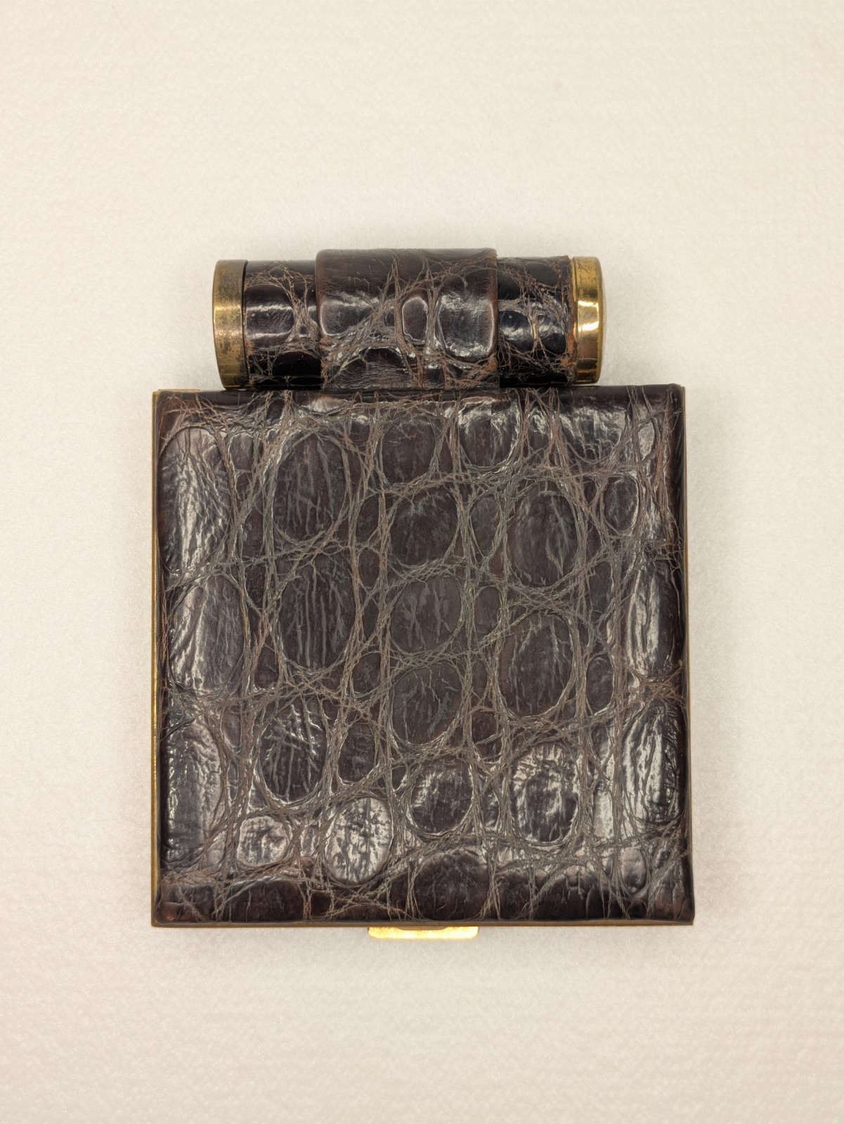 Vintage 1940s Mary Dunhill Cleaview Compact & Lipstick Holder Alligator Skin Vintage 1940s Mary Dunhill Cleaview Compact & Lipstick Holder Alligator Skin