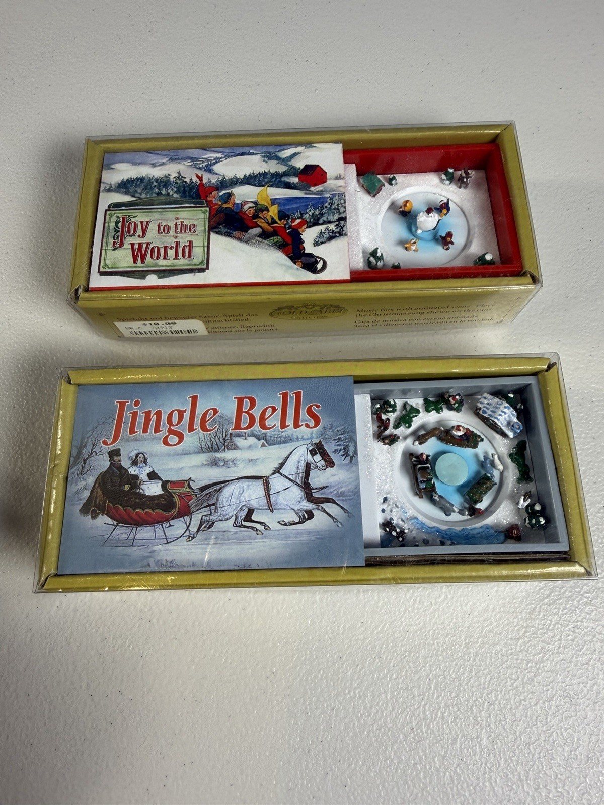 Vintage 2004 Mr Christmas Gold Label Animated Musical Boxes Lot of 2 Unused NIB Vintage 2004 Mr Christmas Gold Label Animated Musical Boxes Lot of 2 Unused NIB