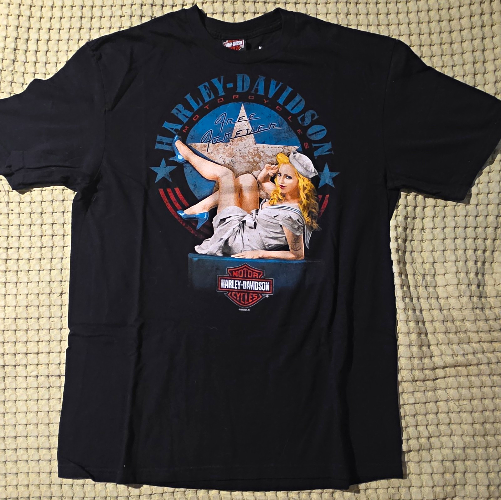 Vintage '10 Harley Davidson Avalanche Denver TShirt XL Biker Built Sailor Pin Up