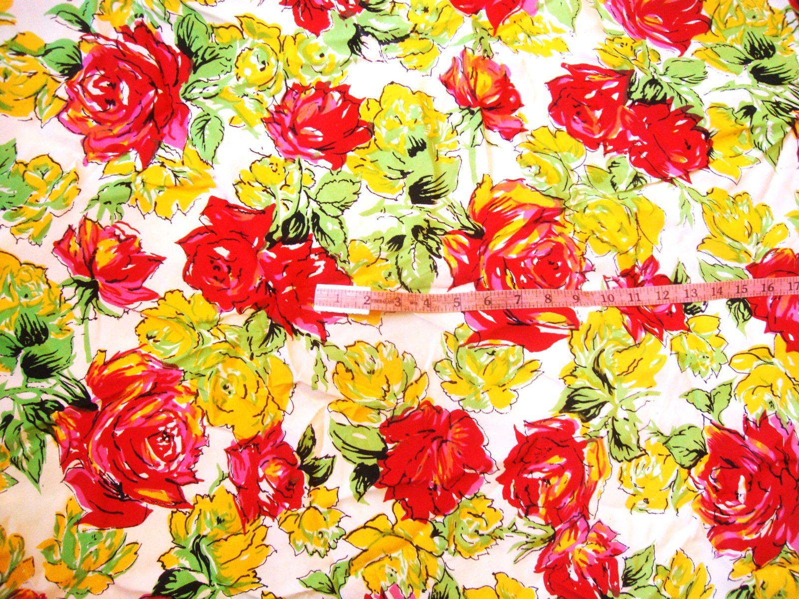 Vintage 1940\'s 50\'s Cold Rayon Floral Print Fabric/5 Yds + 8\