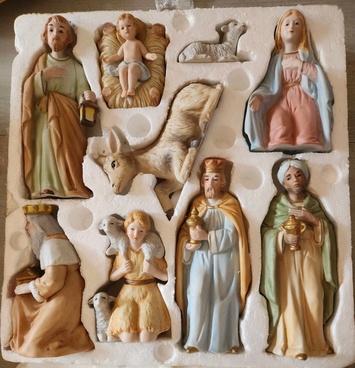 Vtg Homco Nativity Bisque Porcelain Christmas Religious Figurines 9 Pc Set 5603 Vtg Homco Nativity Bisque Porcelain Christmas Religious Figurines 9 Pc Set 5603