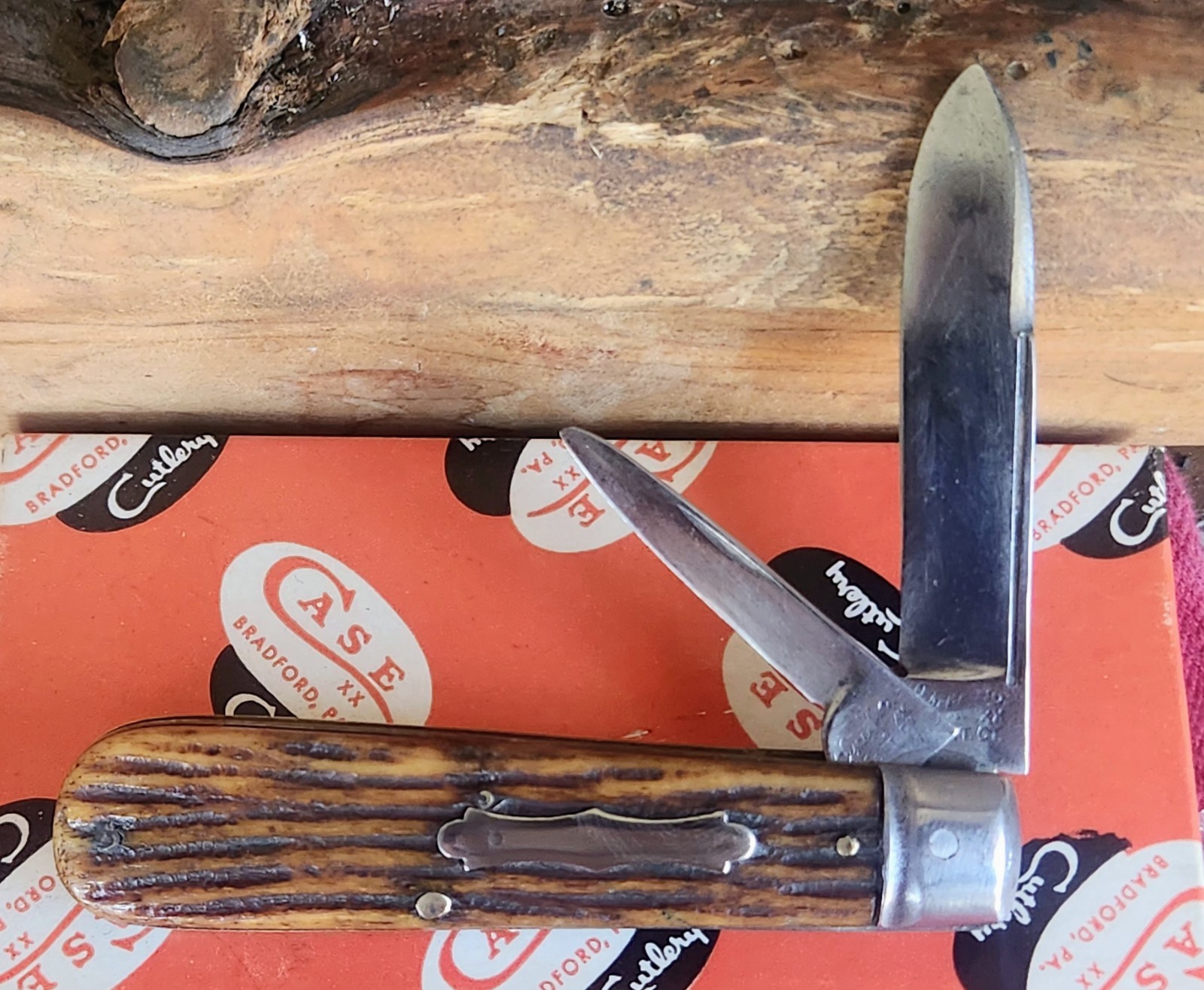 Rare Griffon Cutlery  Bport CT. Winter  Bottom Bone Jack Knife .