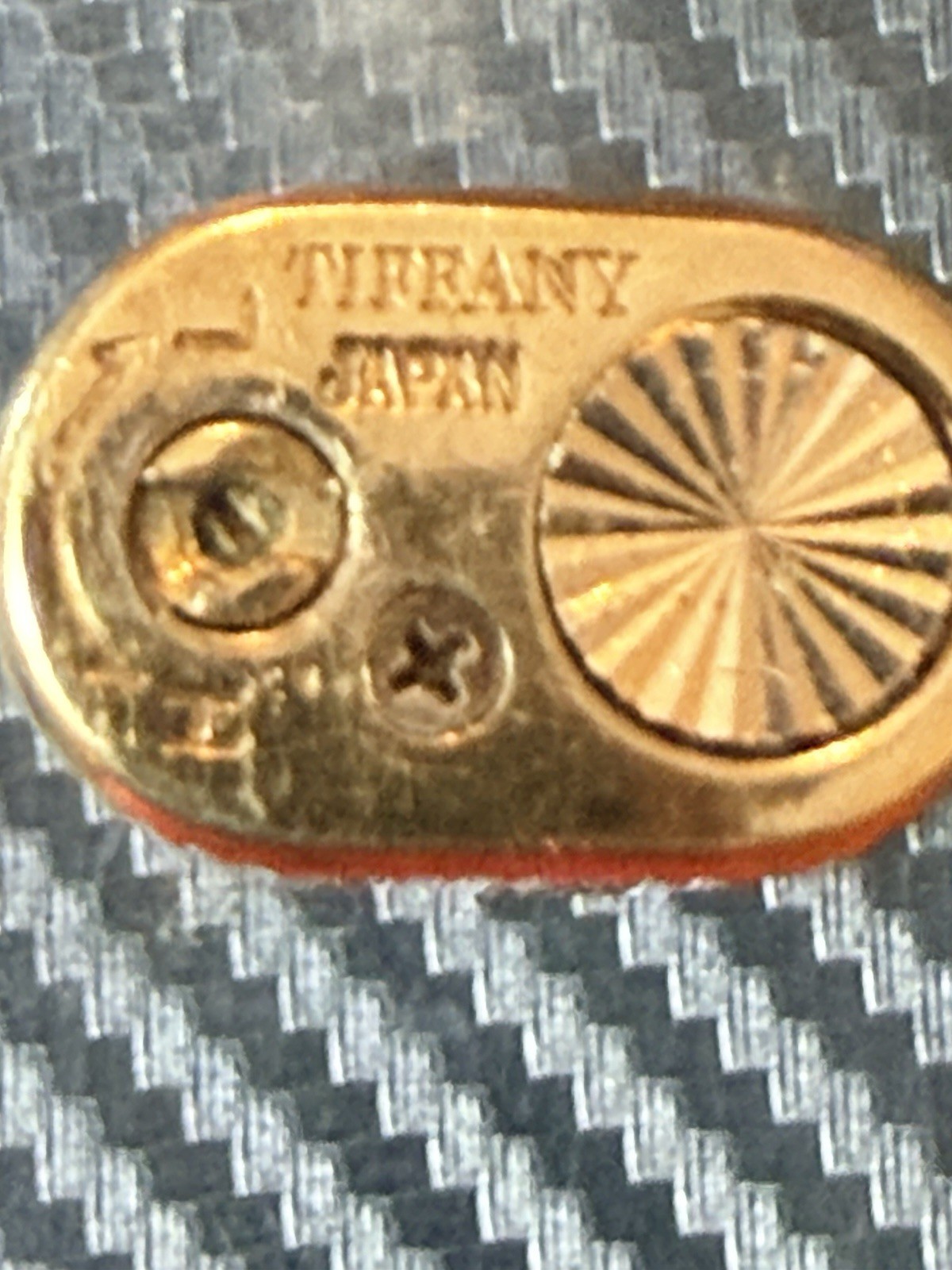 VIntage Tiffany & Co. Teardrop Slim Gold Tone Lighter 3 VIntage Tiffany & Co. Teardrop Slim Gold Tone Lighter 3