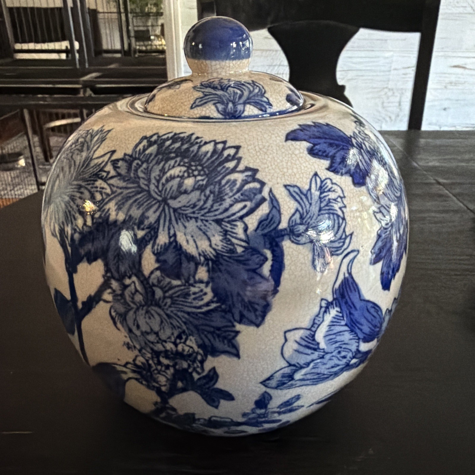 Vintage Blue White Porcelain Ginger Jar w Lid Floral Chinoiserie 8.5 Vintage Blue White Porcelain Ginger Jar w Lid Floral Chinoiserie 8.5