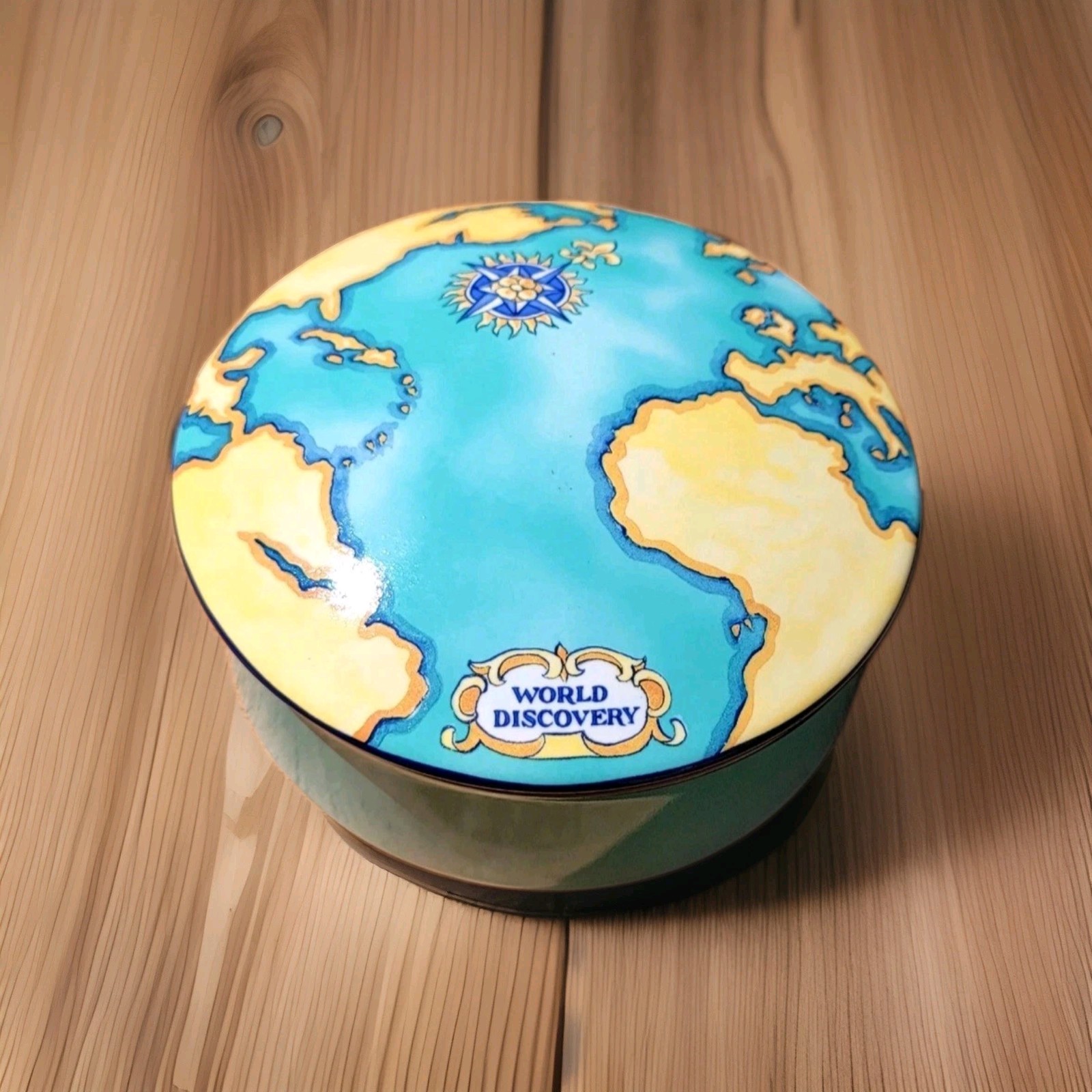Tiffany & Co Tauck World Discovery Porcelain Trinket Box France 2000 Map Tiffany & Co Tauck World Discovery Porcelain Trinket Box France 2000 Map