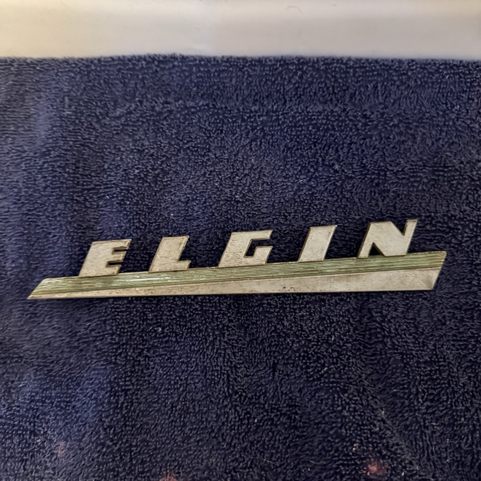 Vintage Elgin Metal Script Emblem OEM Cast Aluminum Boat Motor Bicycle Badge